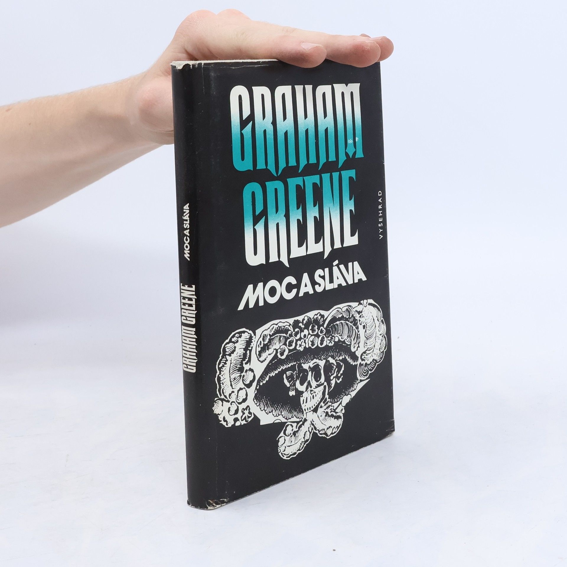 Graham Greene Moc a sláva