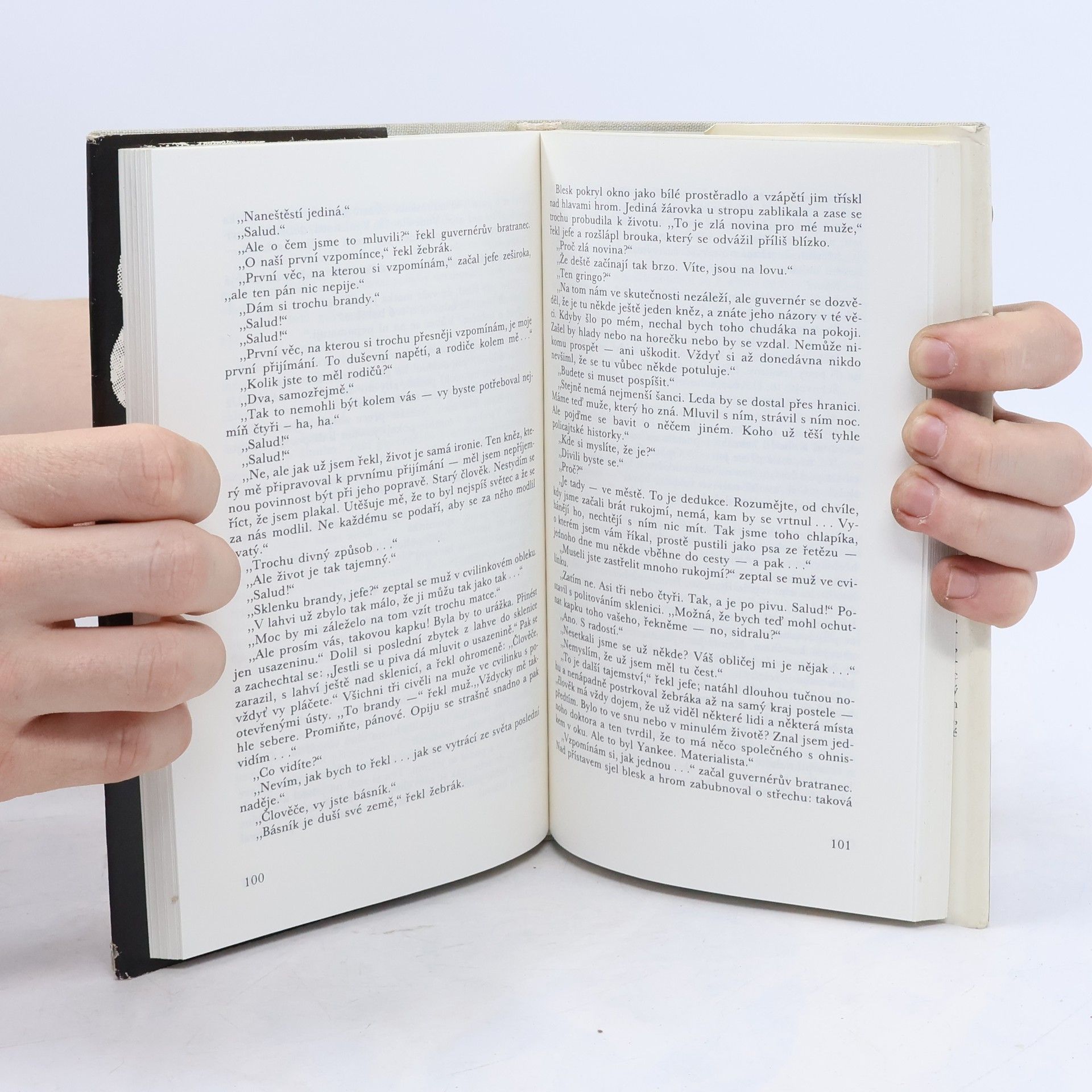 Graham Greene Moc a sláva