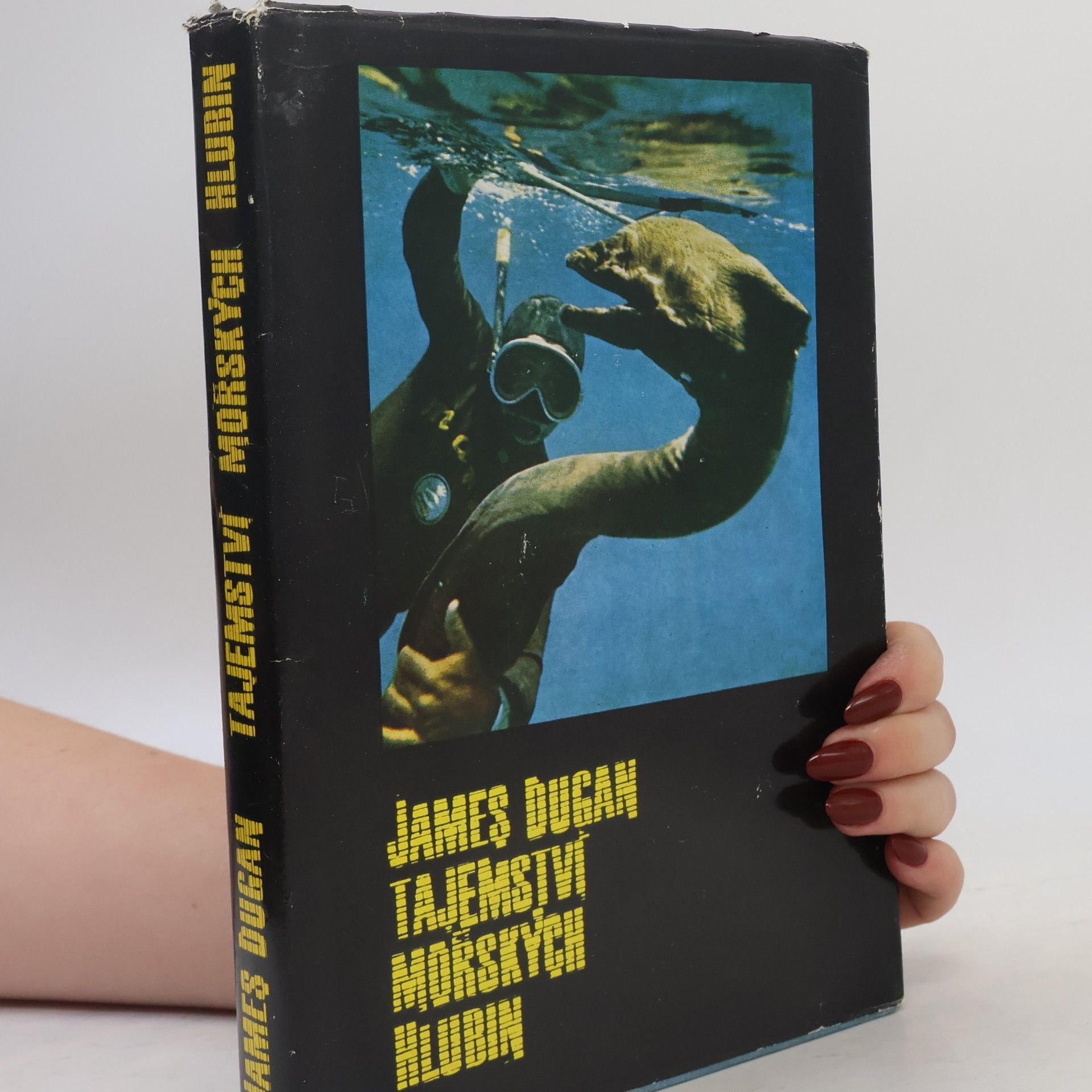 James Dugan Tajemství mořských hlubin