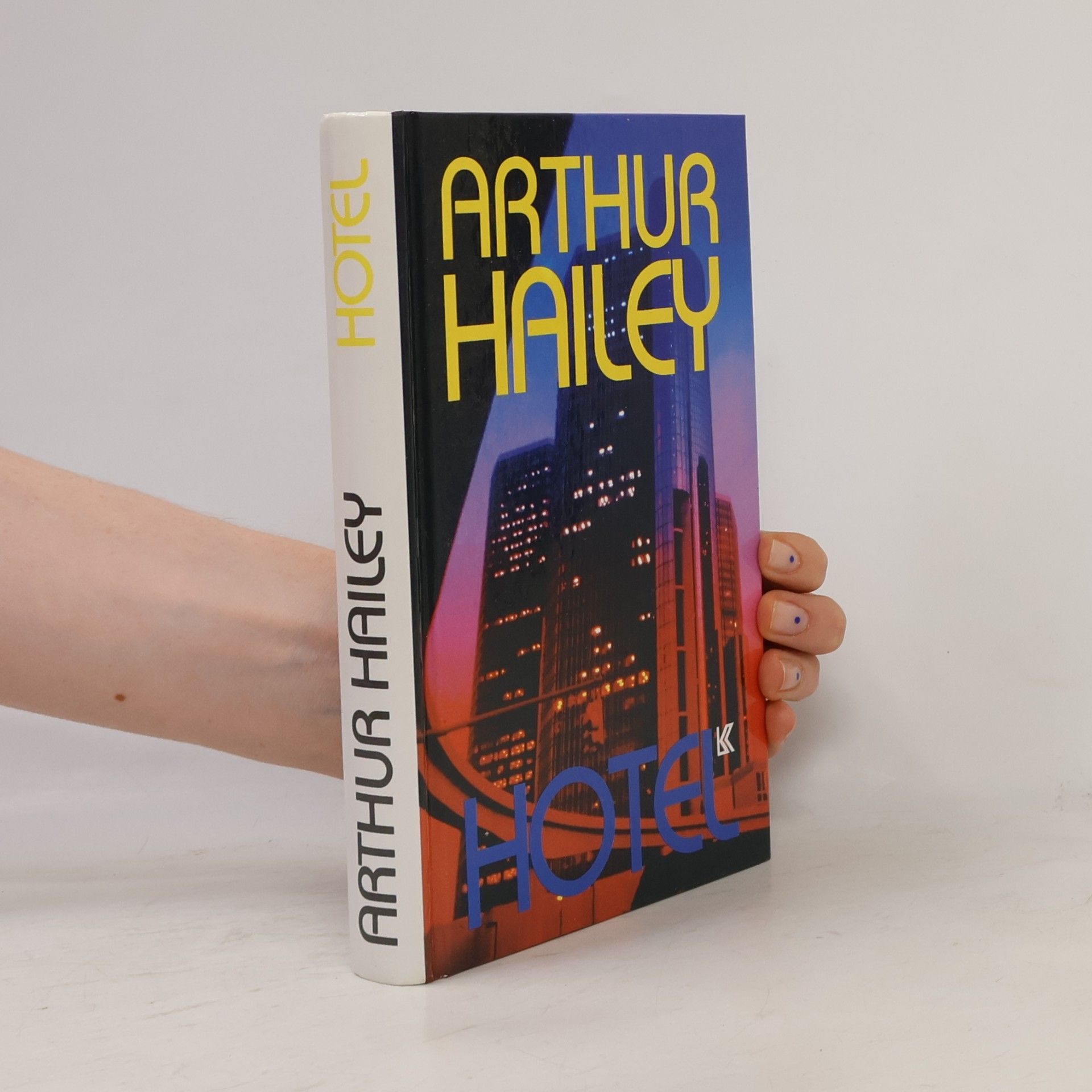 Arthur Hailey Hotel