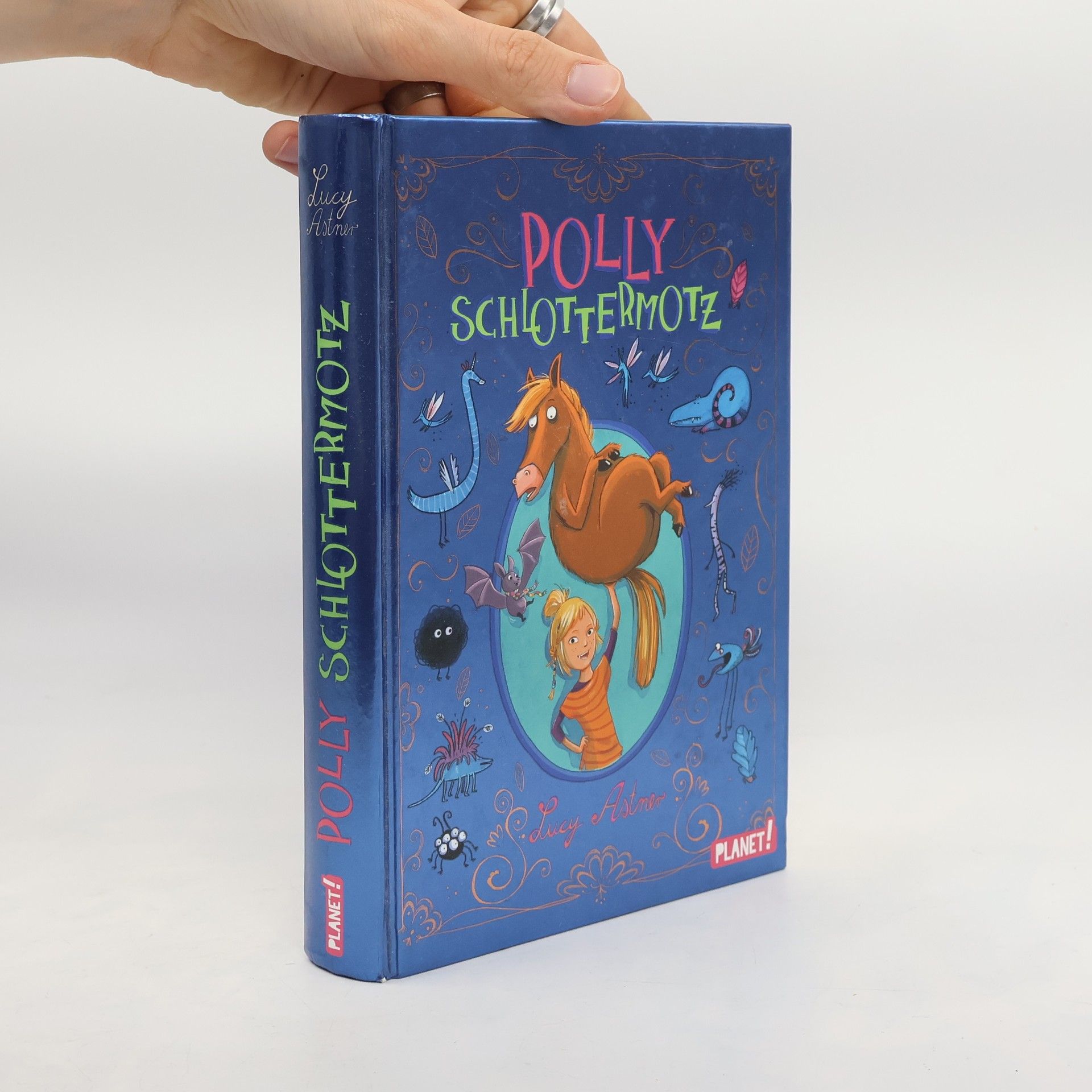 Lucy Astner Polly Schlottermotz