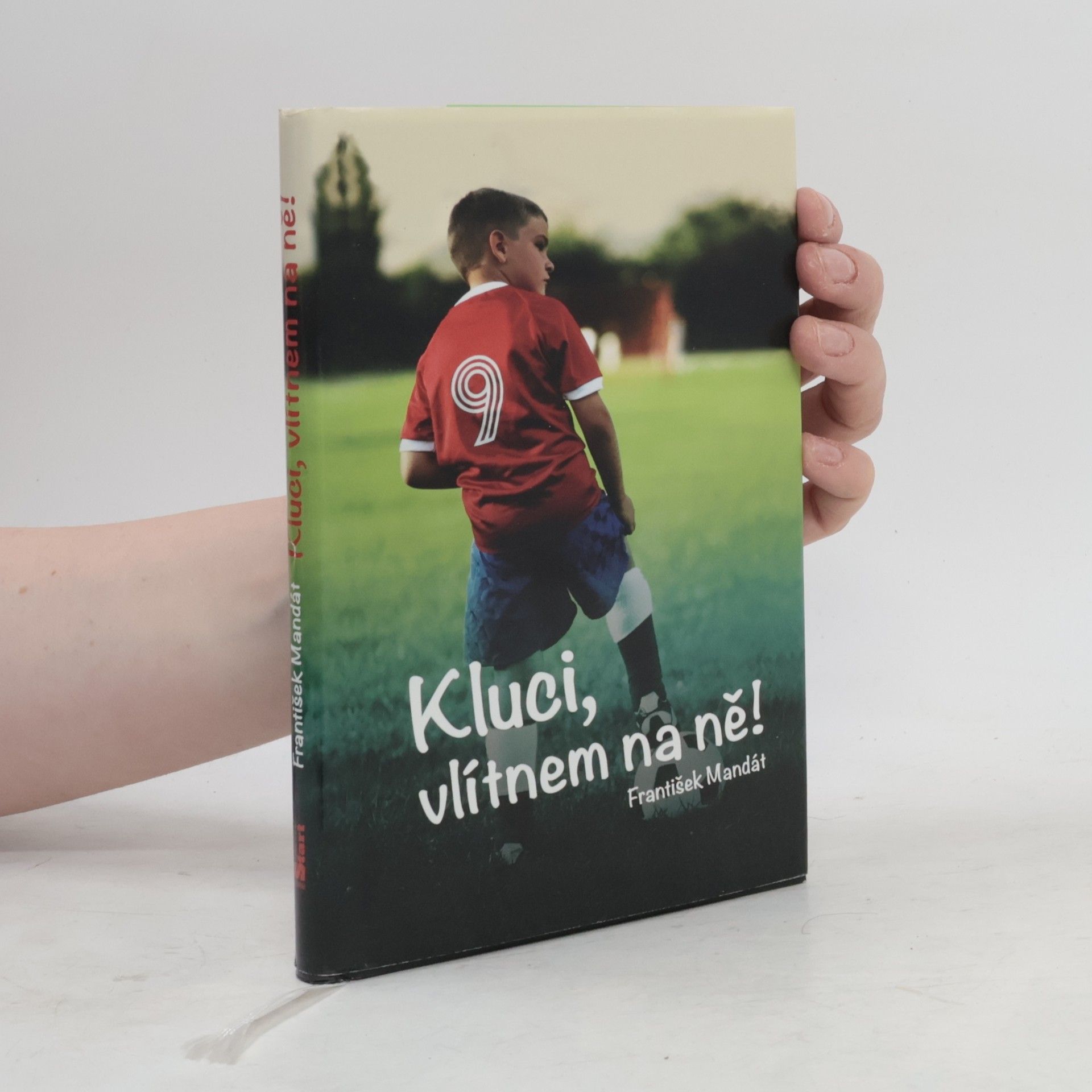 Kluci, vlítnem na ně!