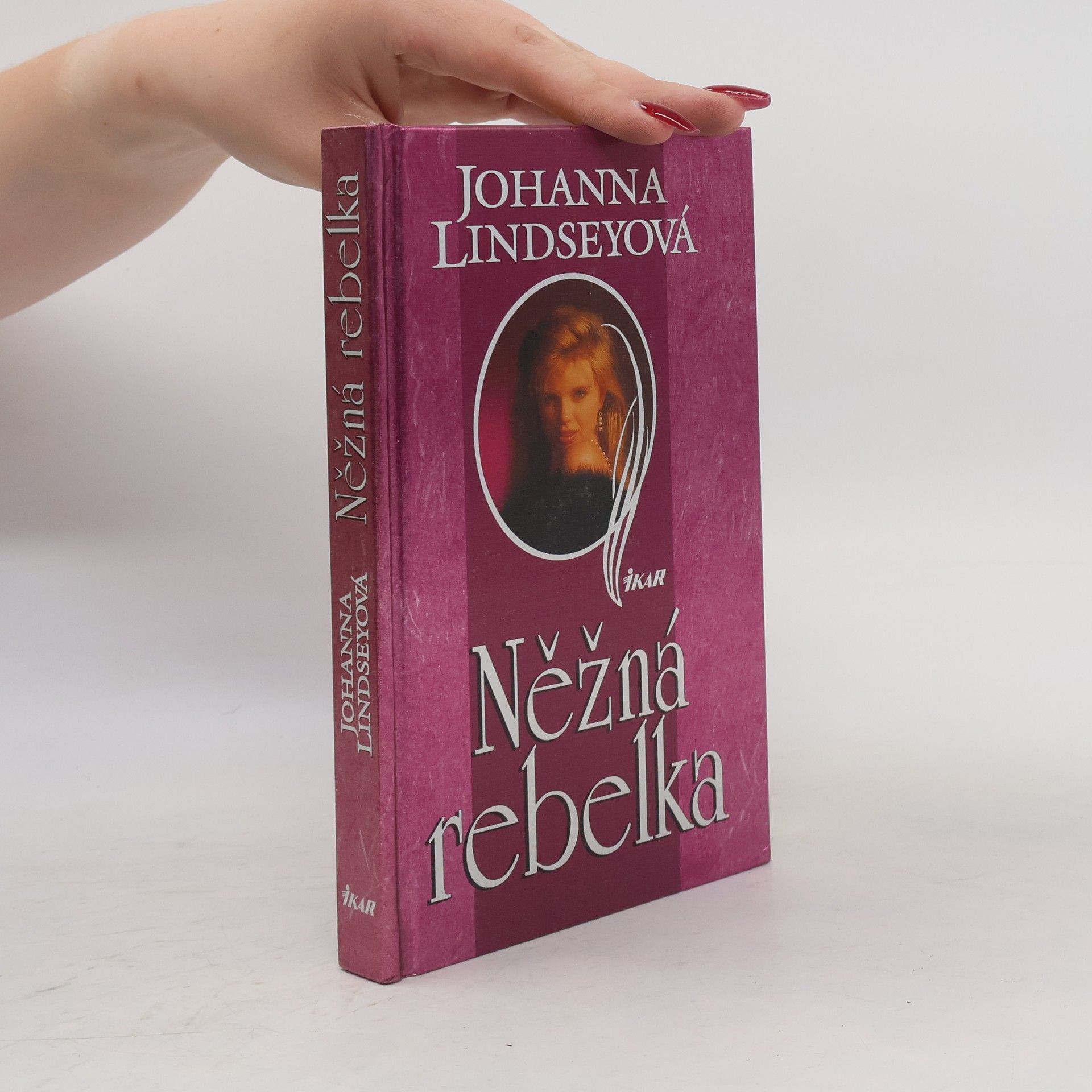 Johanna Lindsey Něžná rebelka