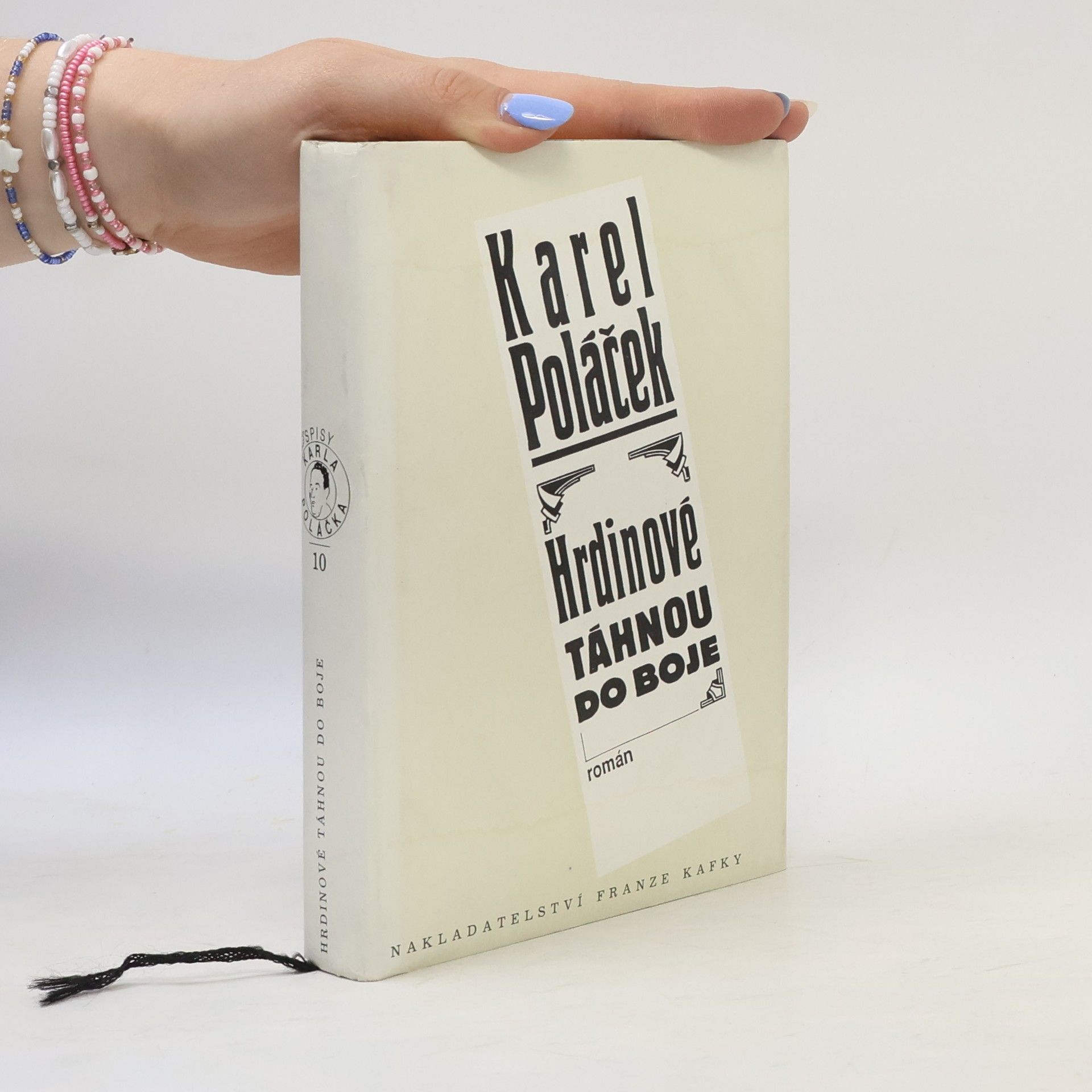 Karel Poláček Hrdinové táhnou do boje