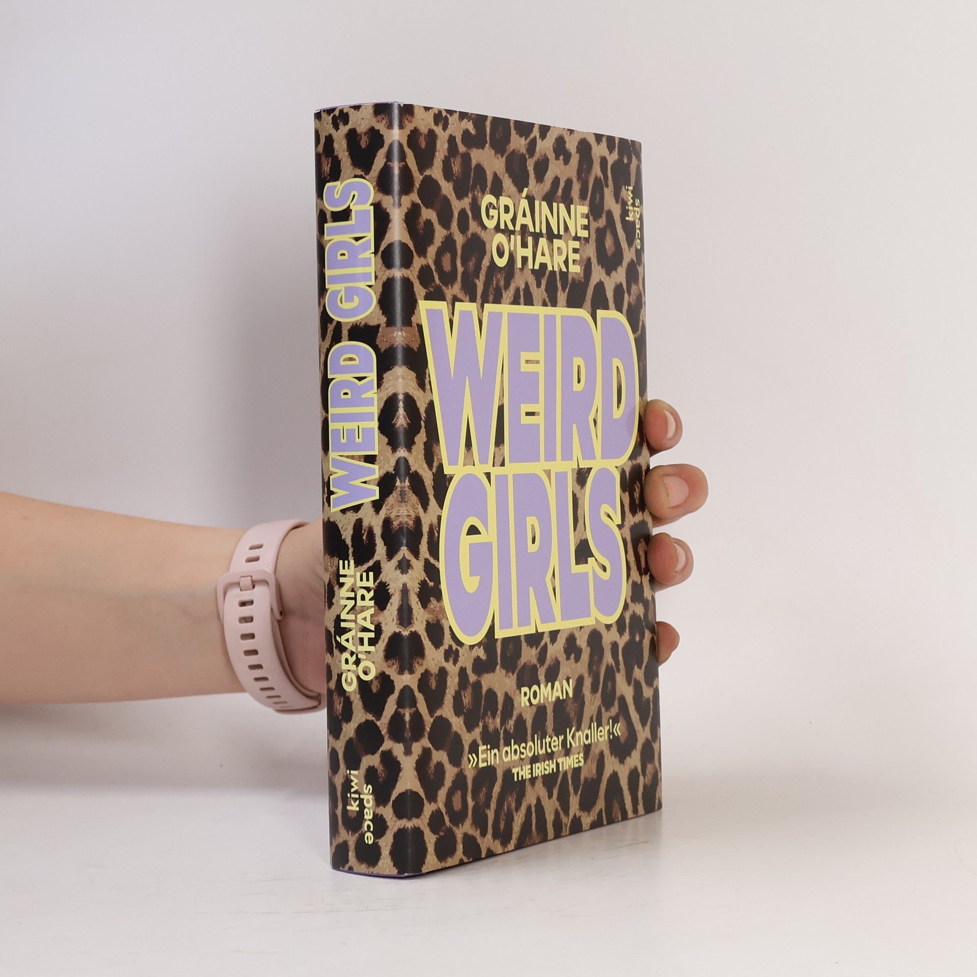 Gráinne O'Hare Weird Girls