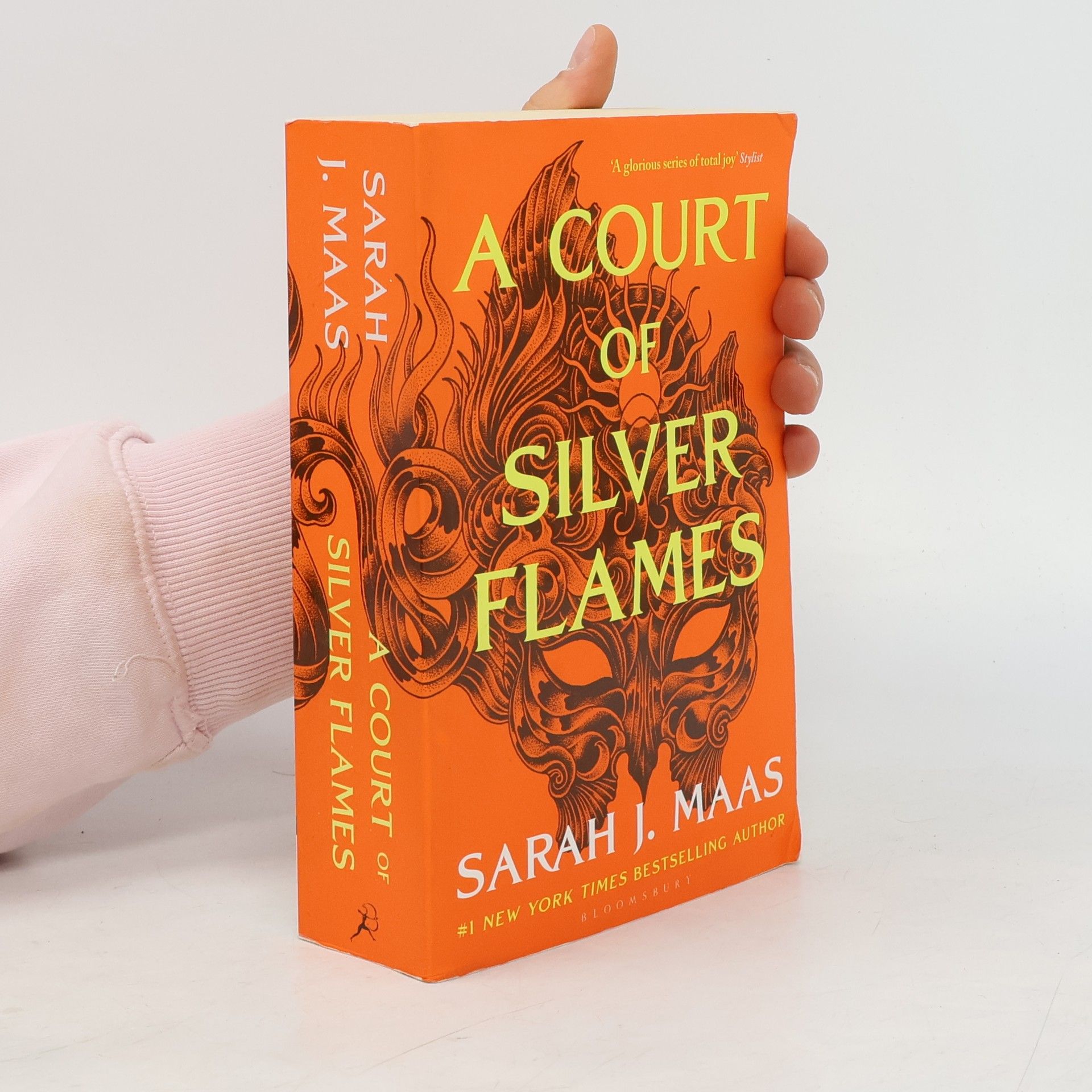 Sarah J. Maas A Court of Silver Flames
