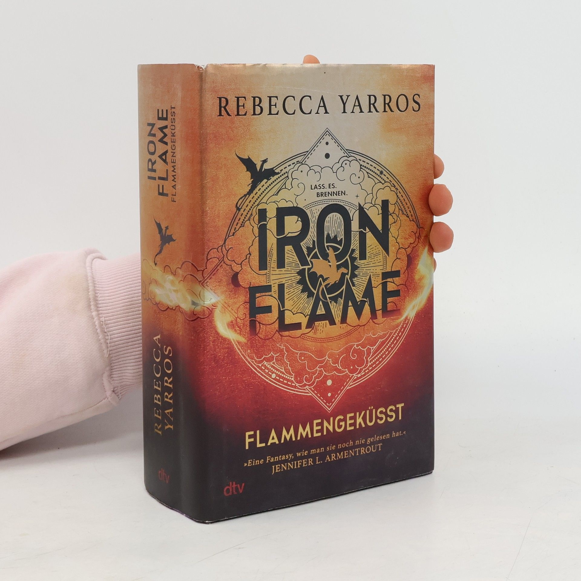Rebecca Yarros Iron Flame