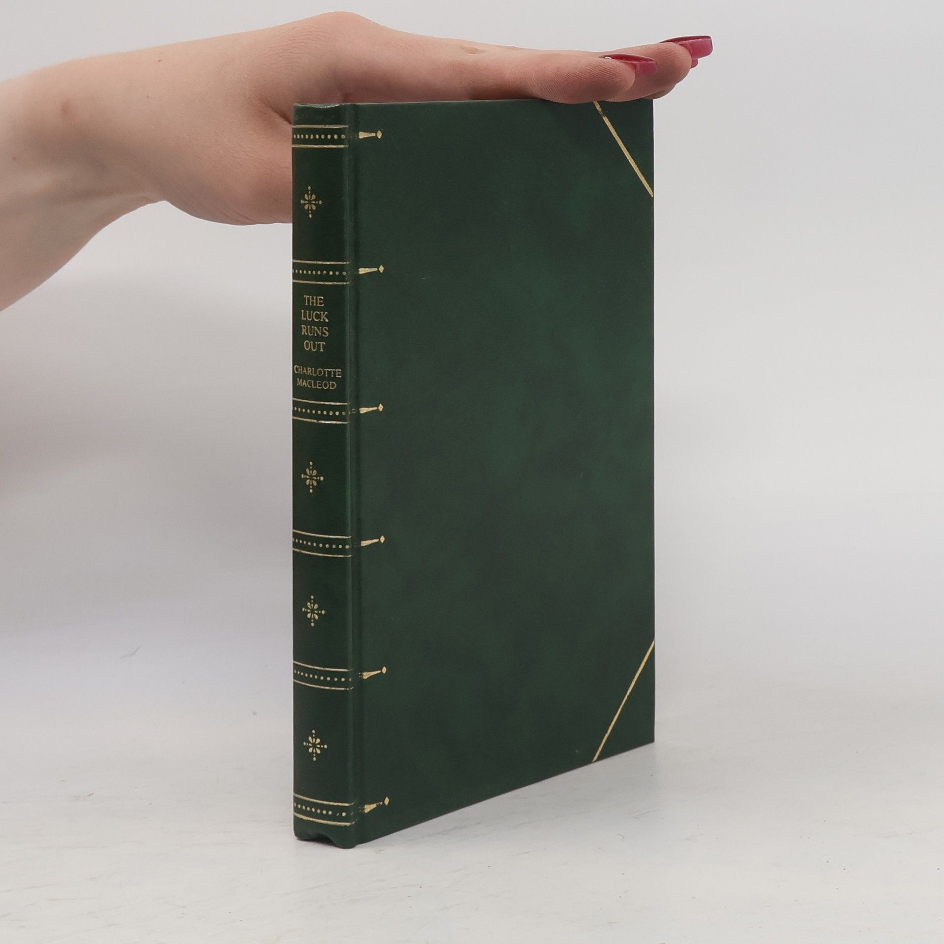 Charlotte MacLeod The Luck Runs Out
