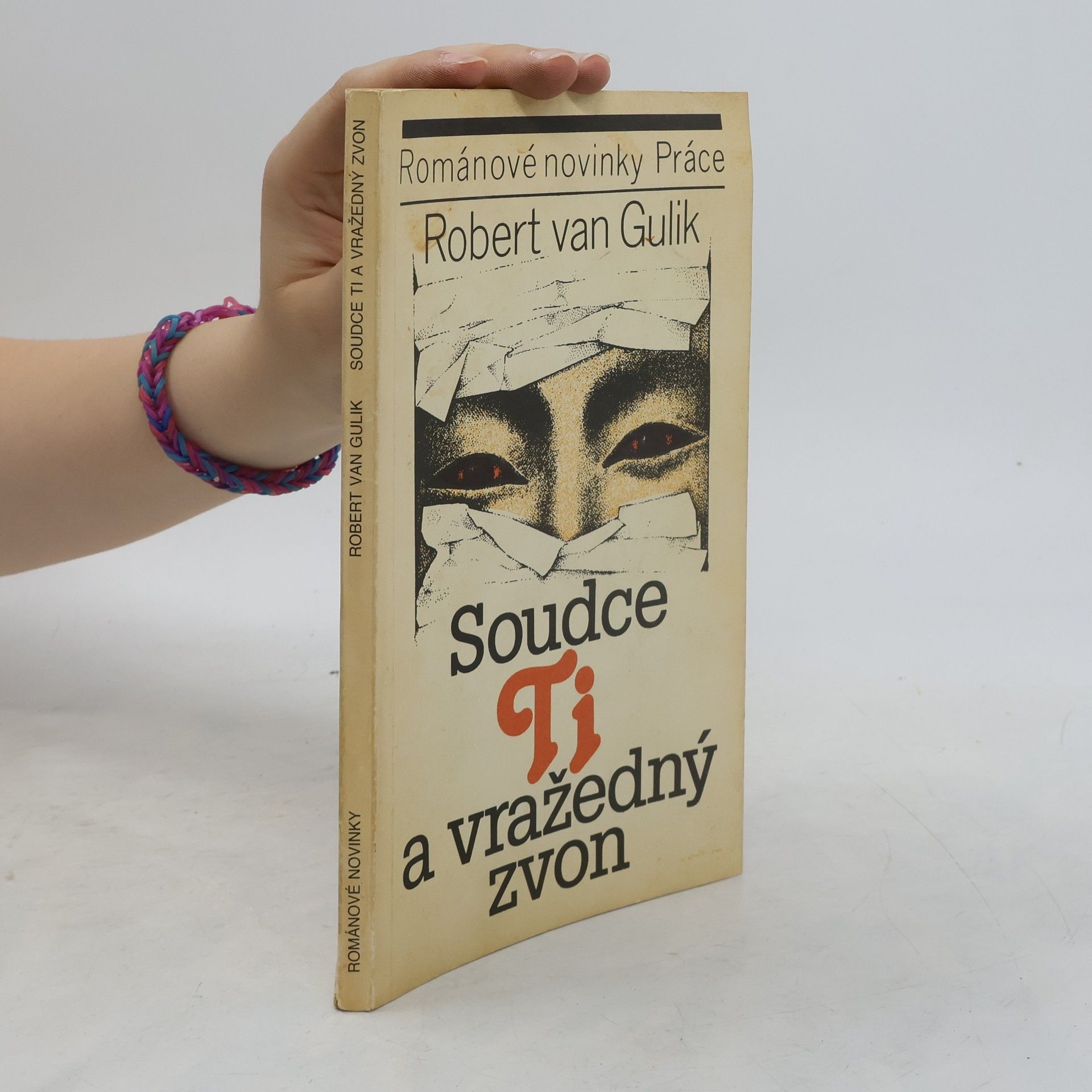 Robert van Gulik Soudce Ti a vražedný zvon