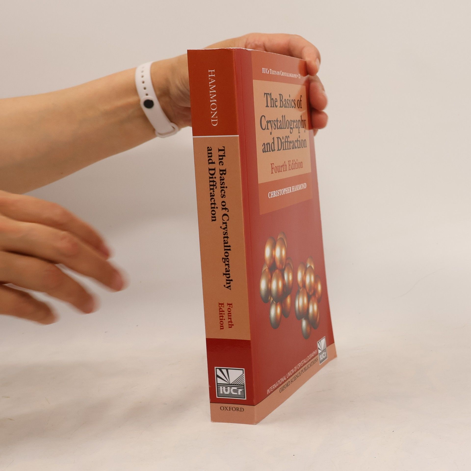 Christopher Hammond IUCr Texts on Crystallography - 20: The Basics of Crystallography and Diffraction