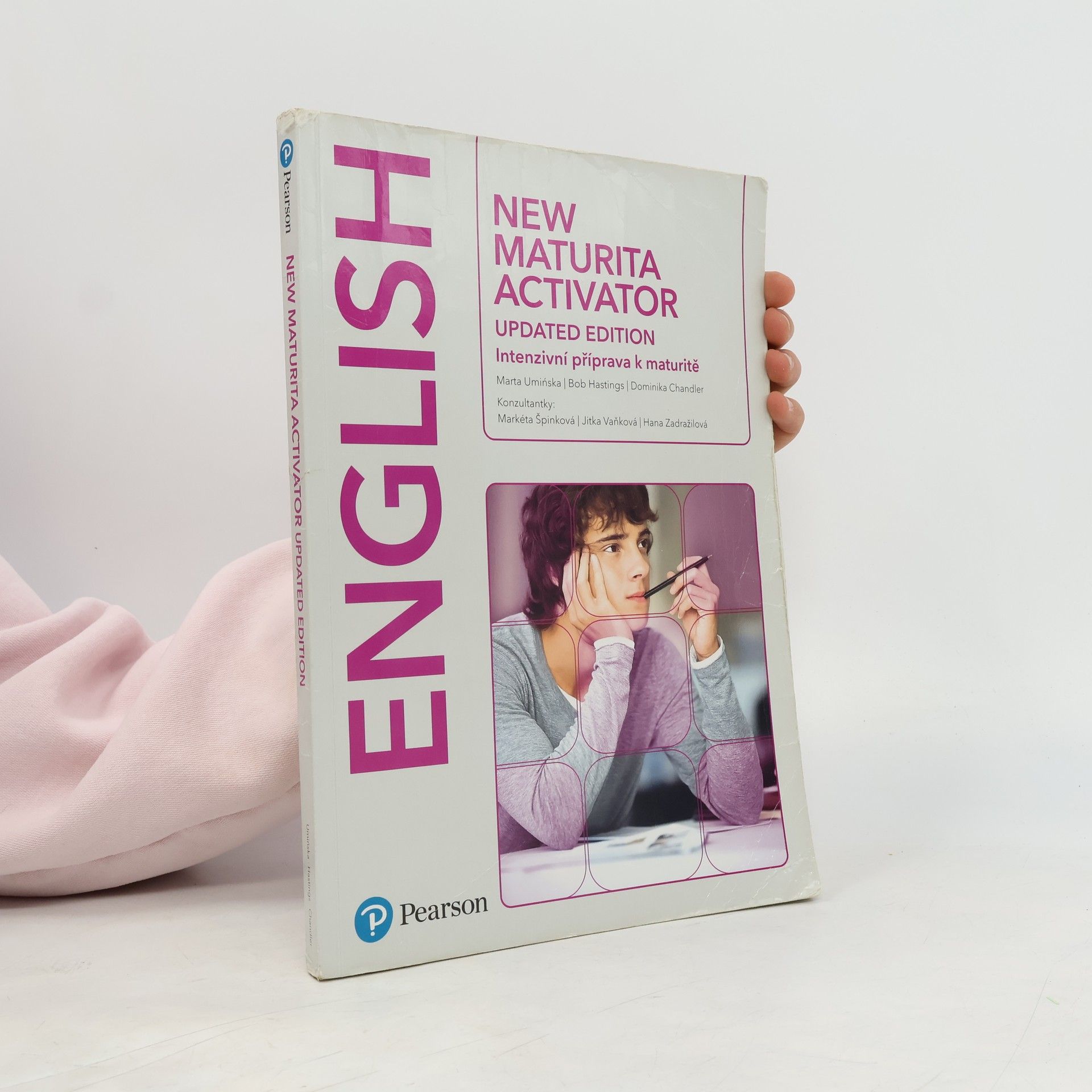Bob Hastings New maturita activator. English. intenzivní příprava k maturitě