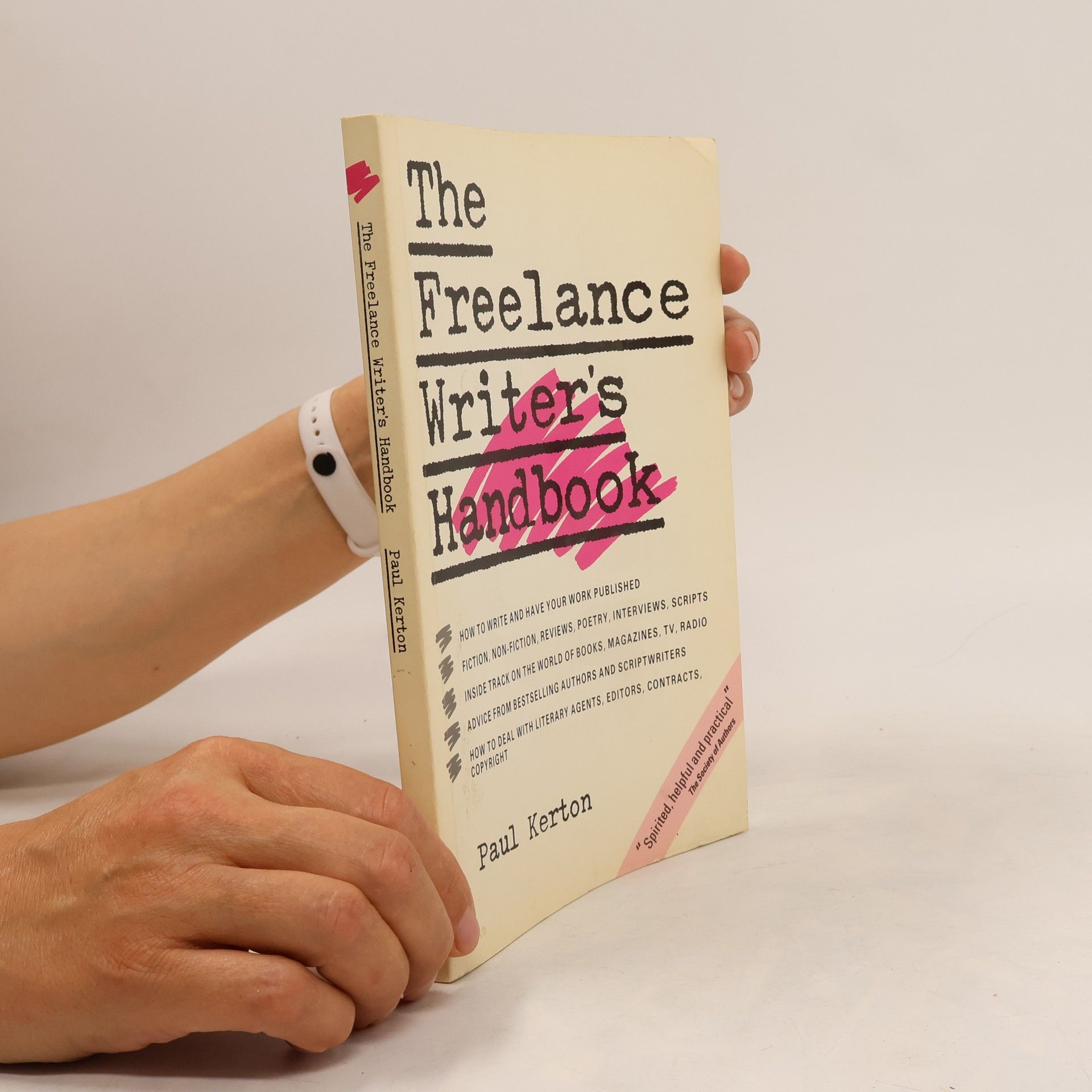 The Freelance Writer's Handbook
