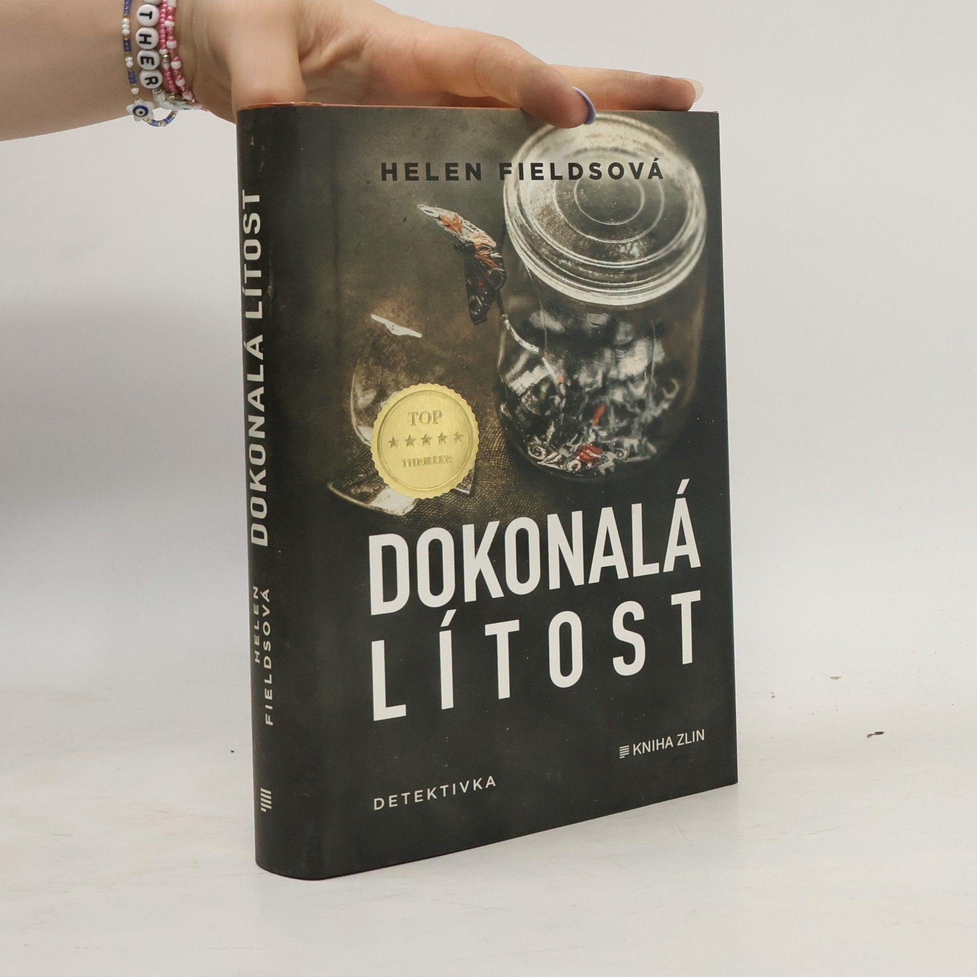 Helen Fields Dokonalá lítost
