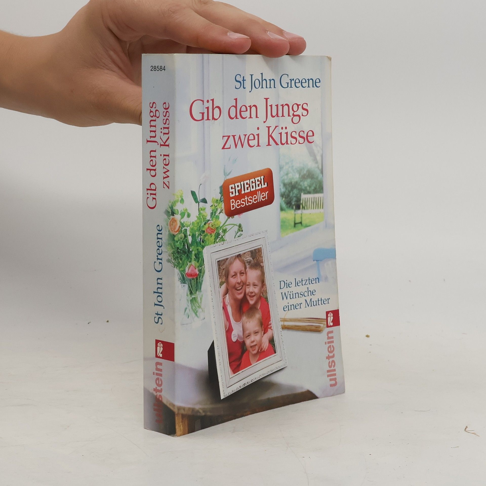 St John Greene Gib den Jungs zwei Küsse