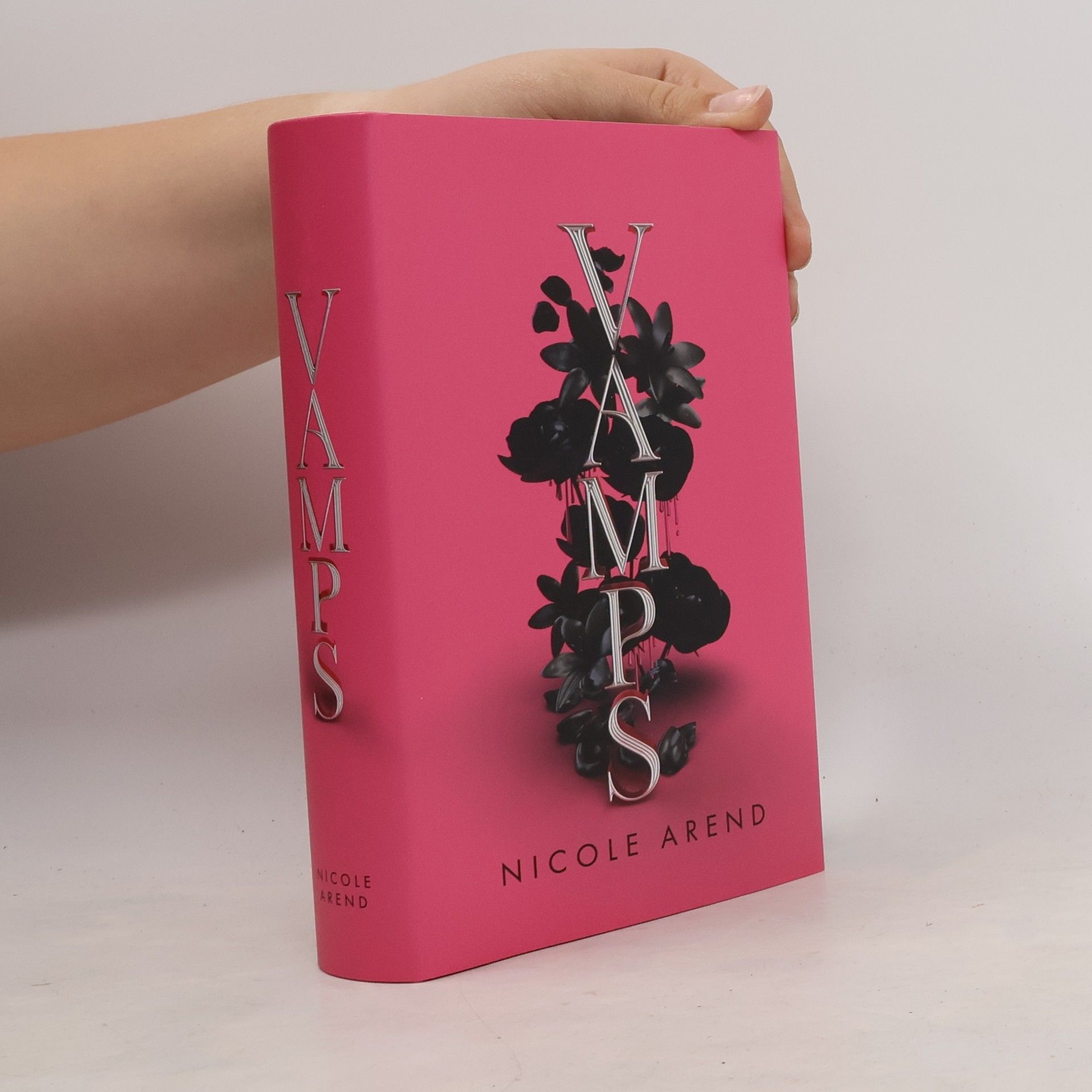 Nicole Arend Vamps