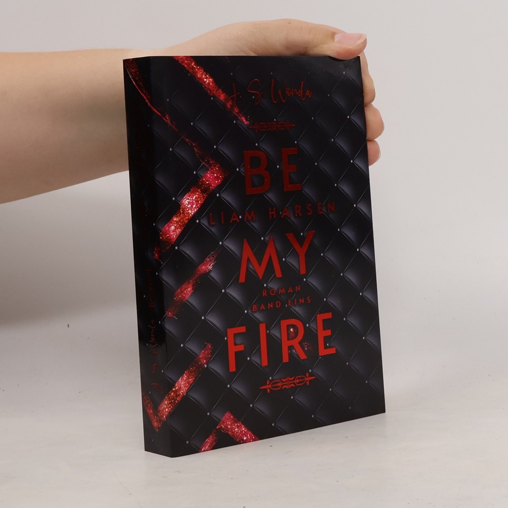 Be My Fire. Liam Harsen