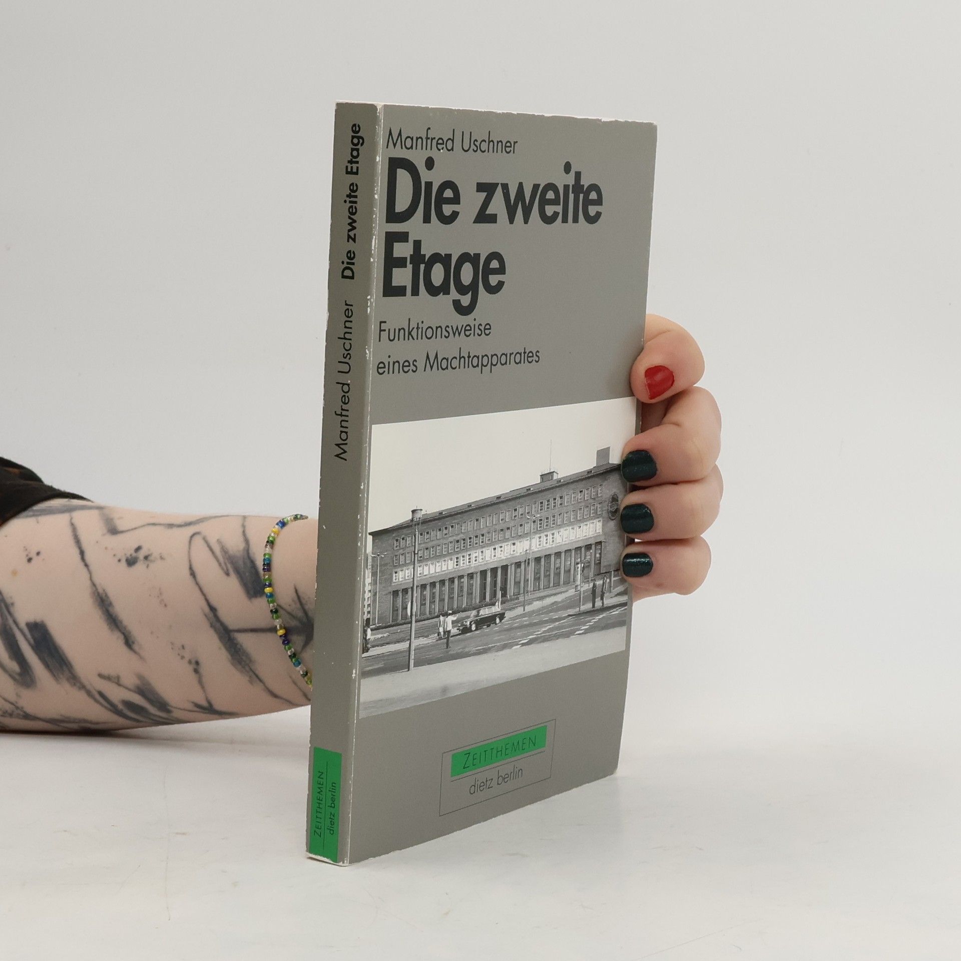 Manfred Uschner Zeitthemen: Die zweite Etage