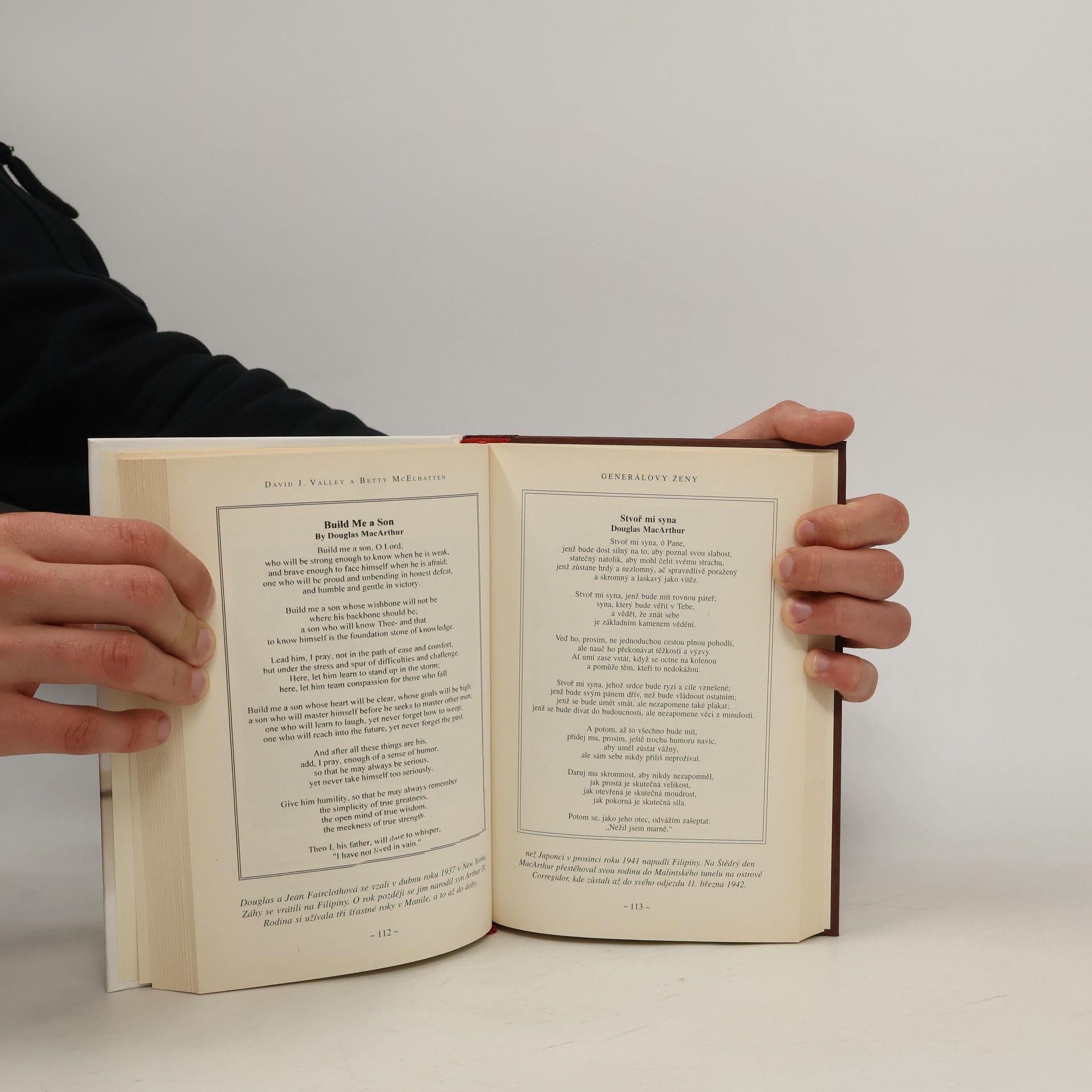 David J. Valley Generálovy ženy : lásky Douglase MacArthura