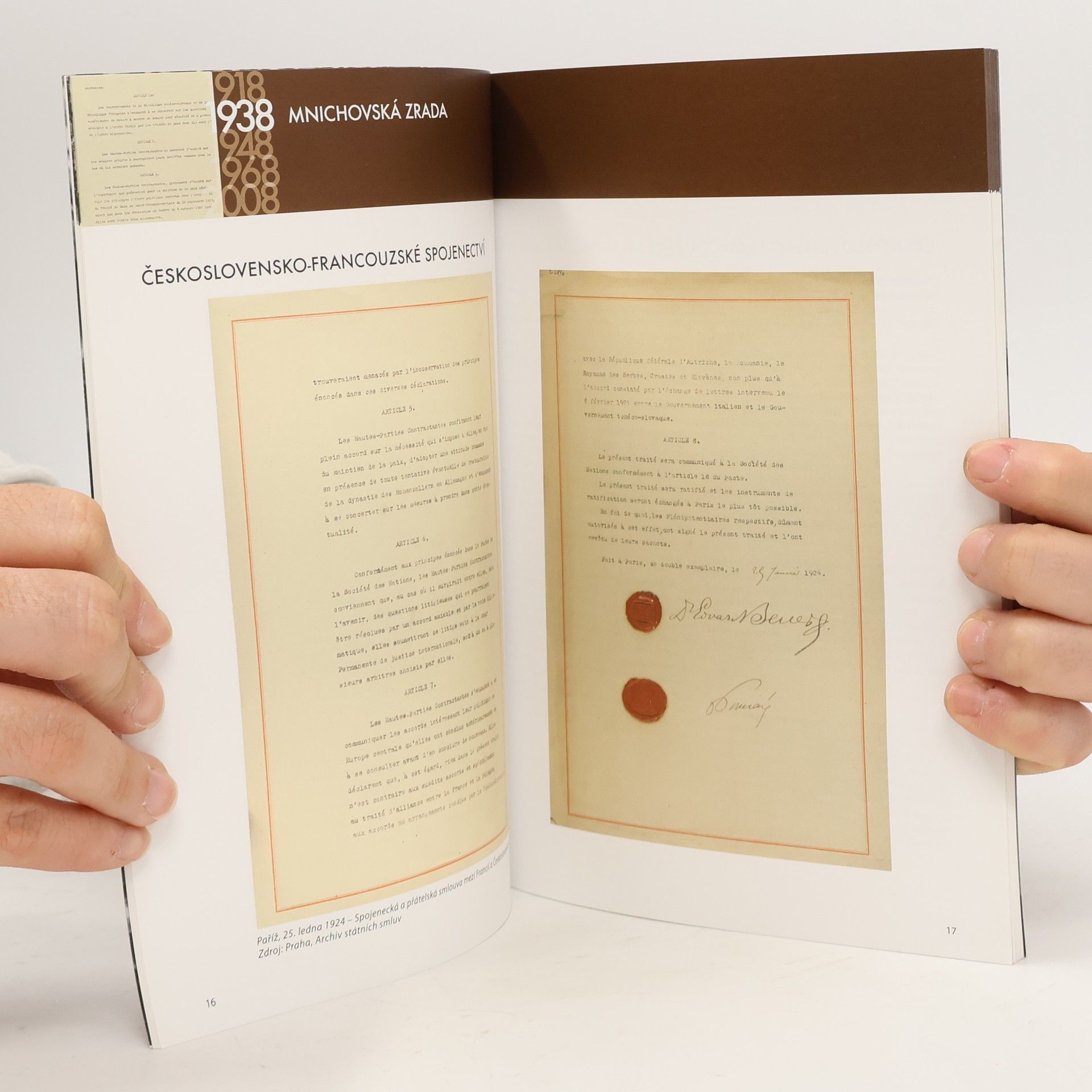 Tomáš Chalupa Mnichovská zrada. 1938. Katalog k výstavě: Osmičky v čase