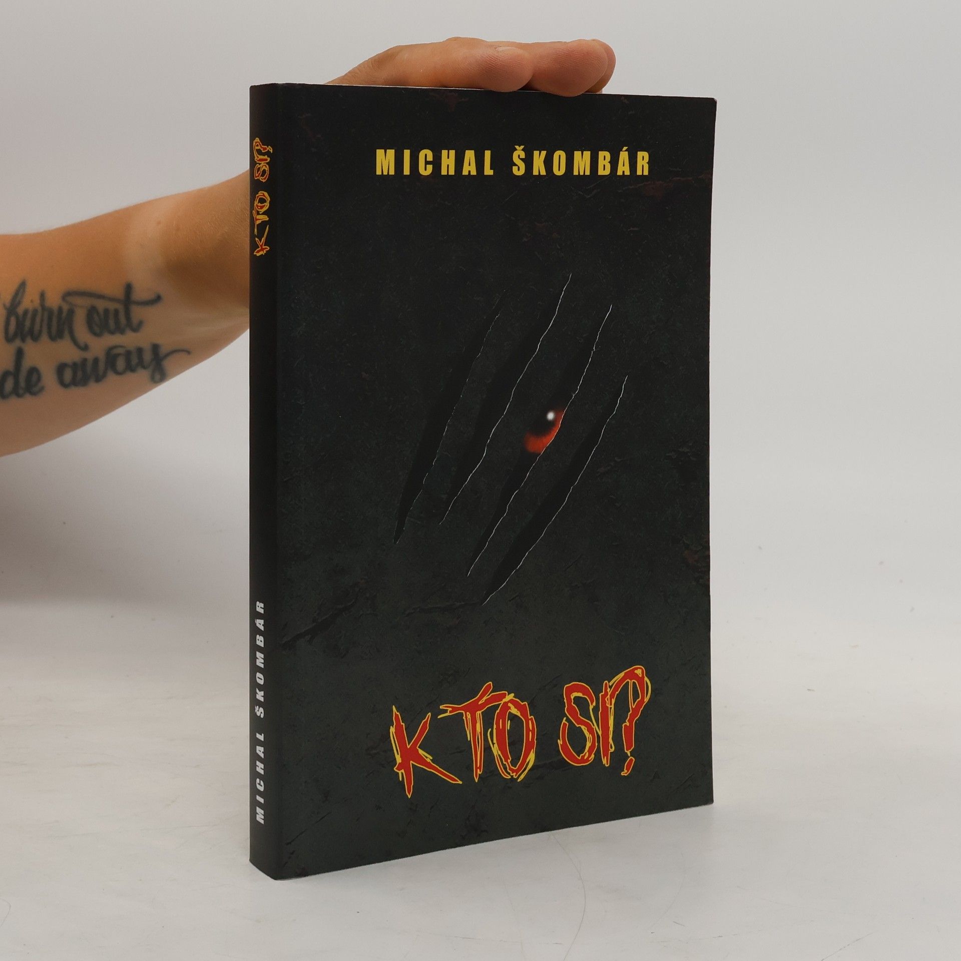 Michal Škombár Kto si?