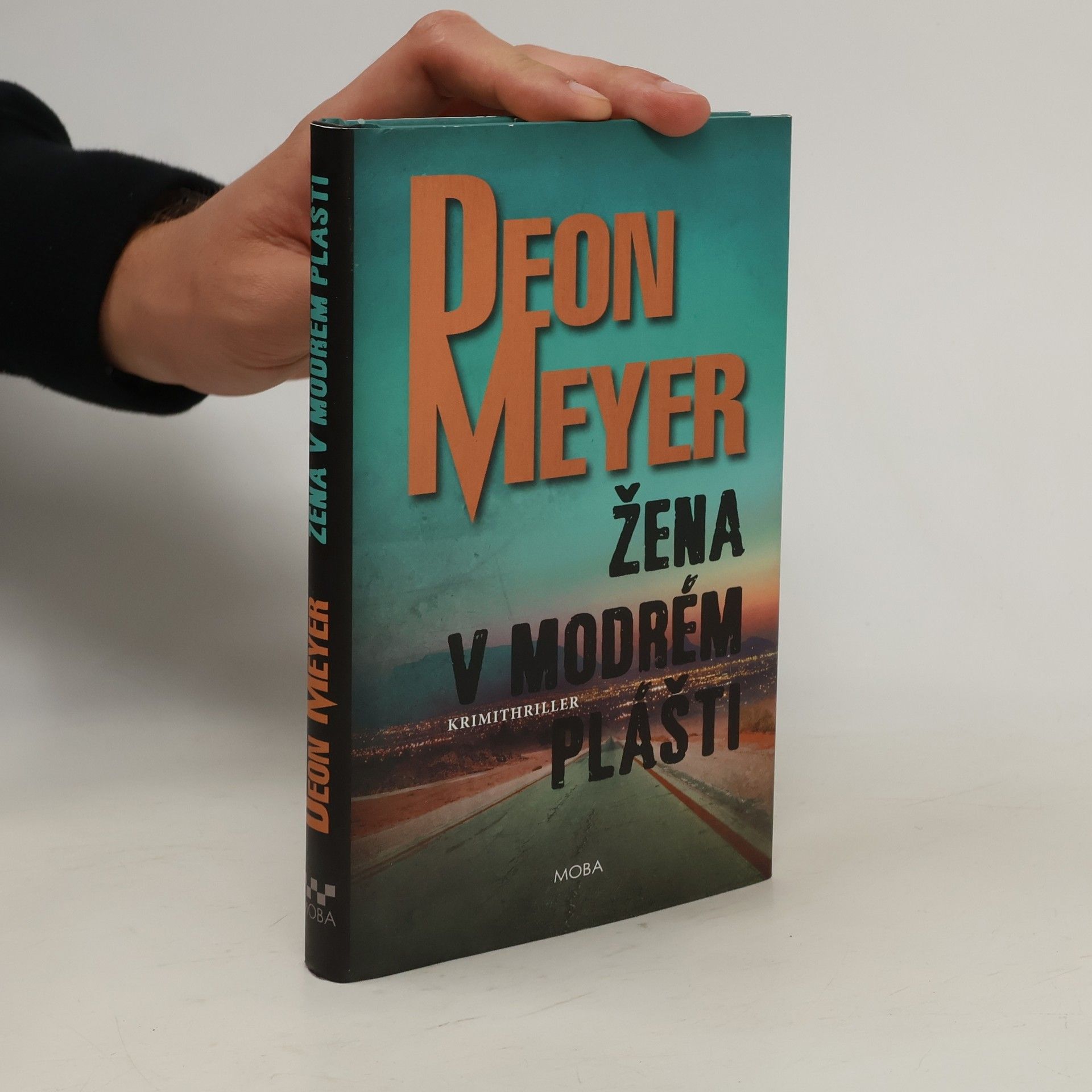 Deon Meyer Žena v modrém plášti