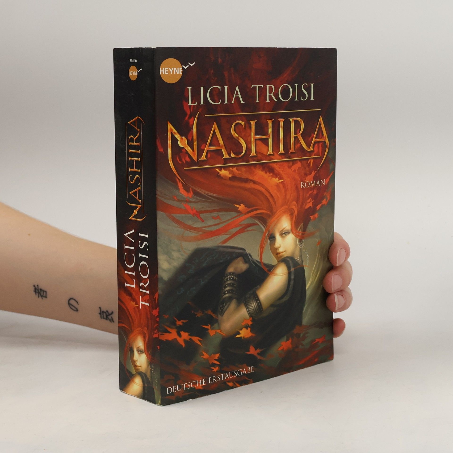 Licia Troisi Nashira 01