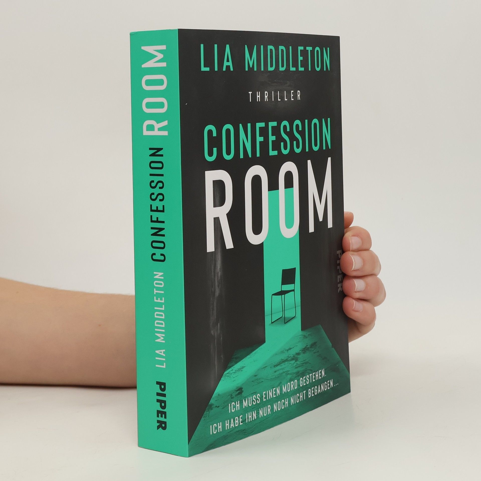 Lia Middleton Confession Room