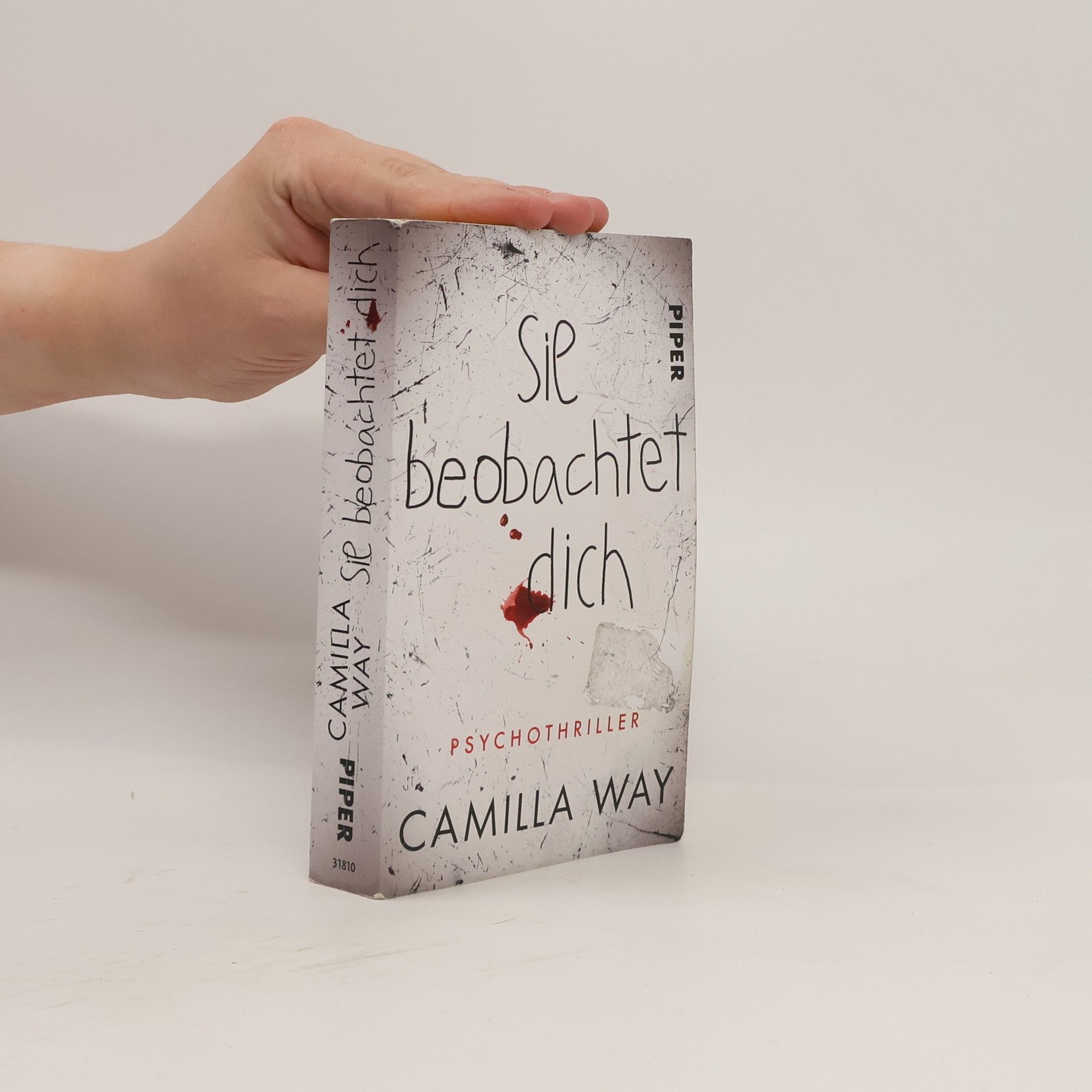 Camilla Way Sie beobachtet dich