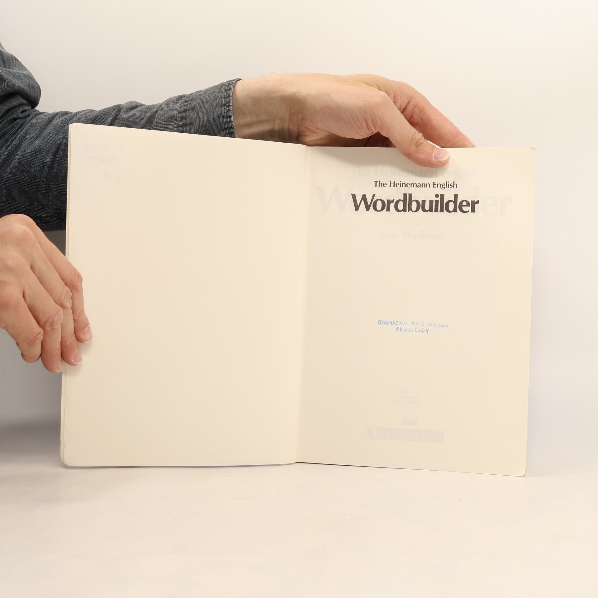 Guy Wellman The Heinemann English wordbuilder. Vocabulary development and practice for higher-level students. With answer key