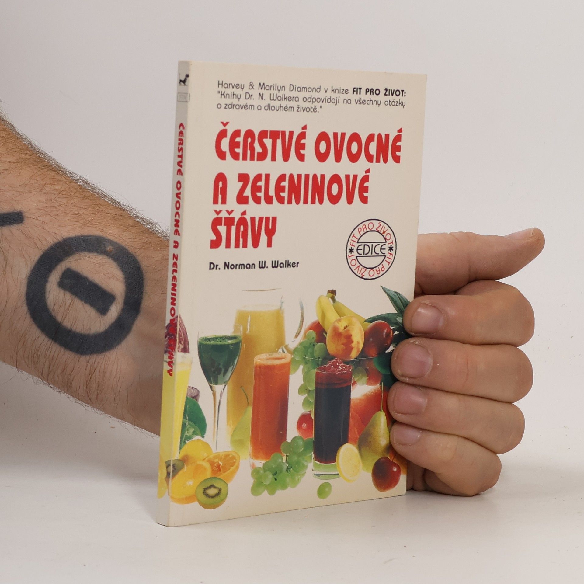 Norman W. Walker Čerstvé ovocné a zeleninové šťávy