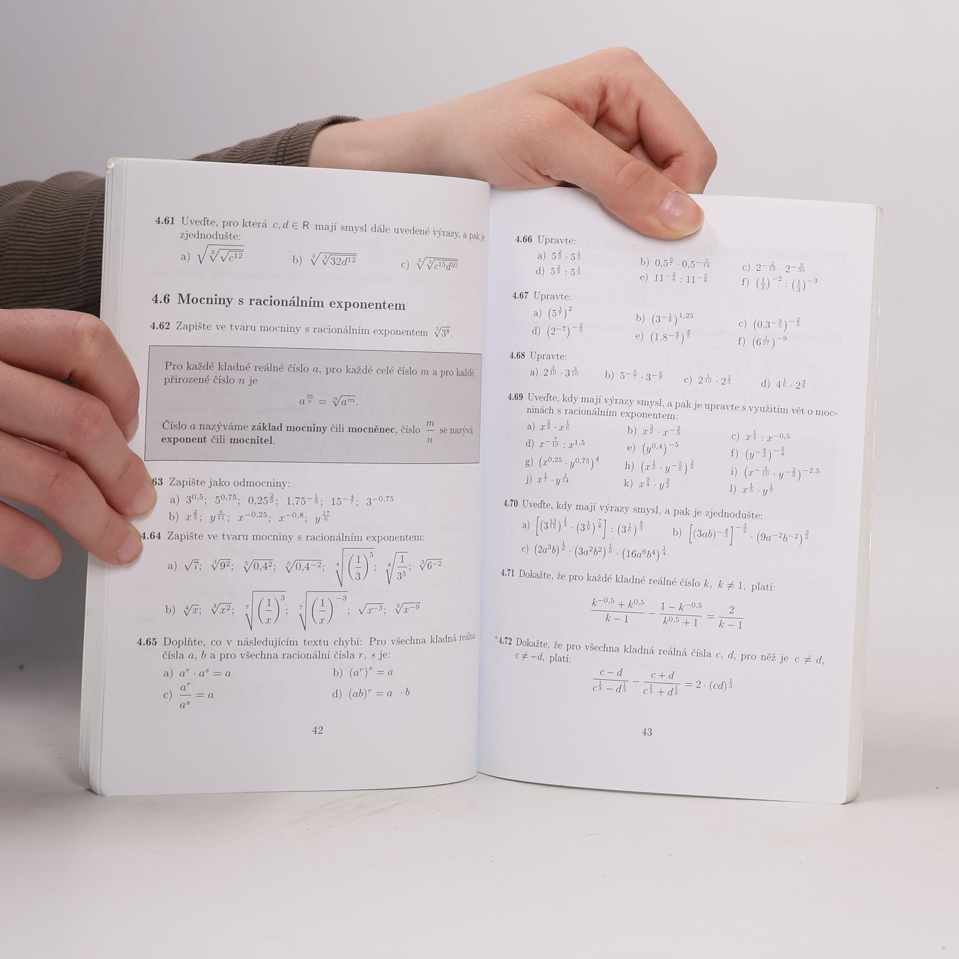 Oldřich Odvárko Sbírka úloh z matematiky pro gymnázia. Funkce