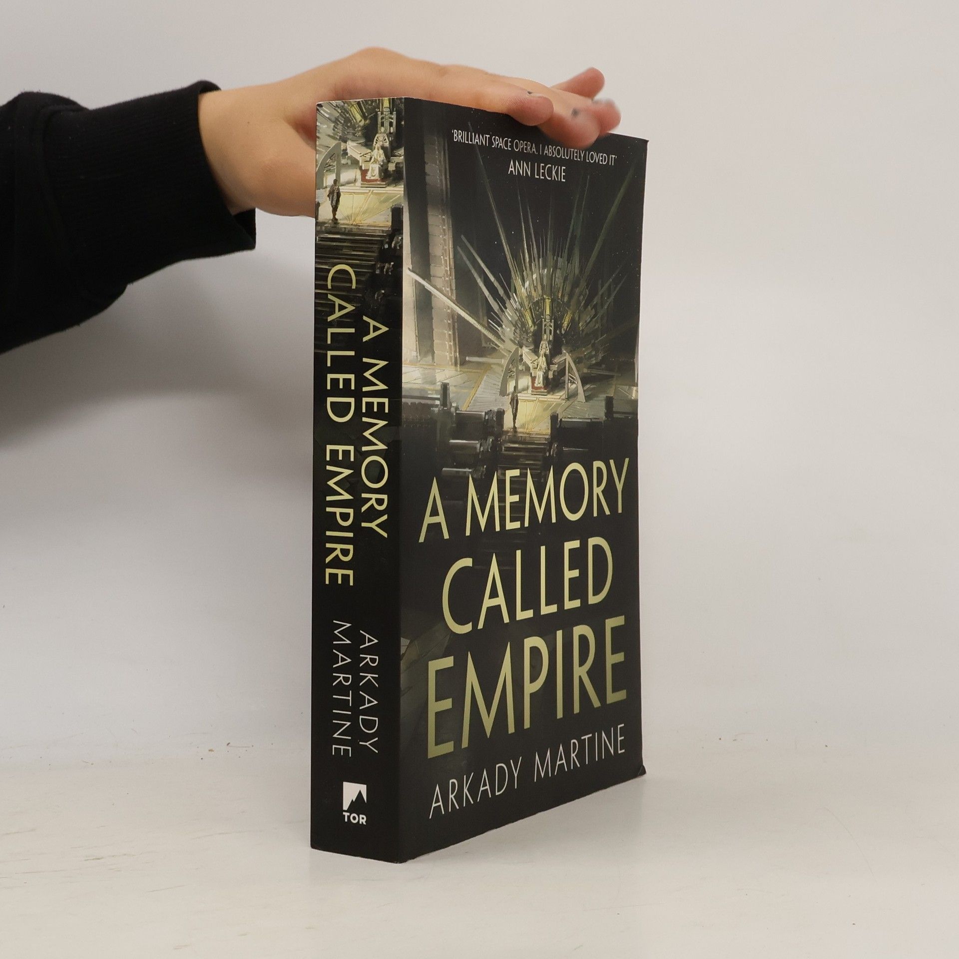 Arkady Martine A MEMORY CALLED EMPIRE
