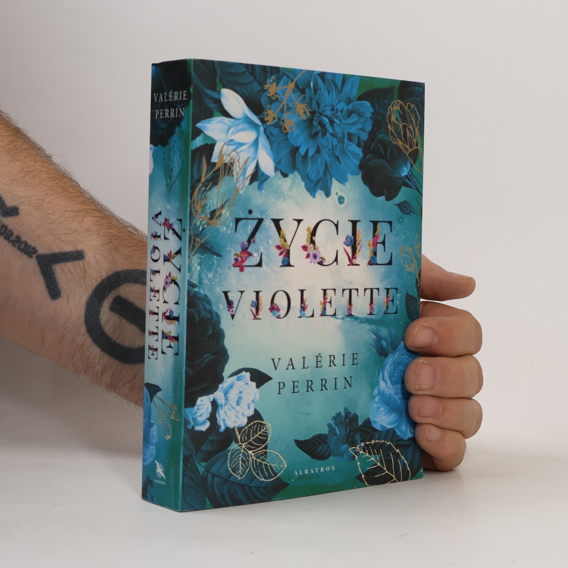 Valérie Perrin Życie Violette