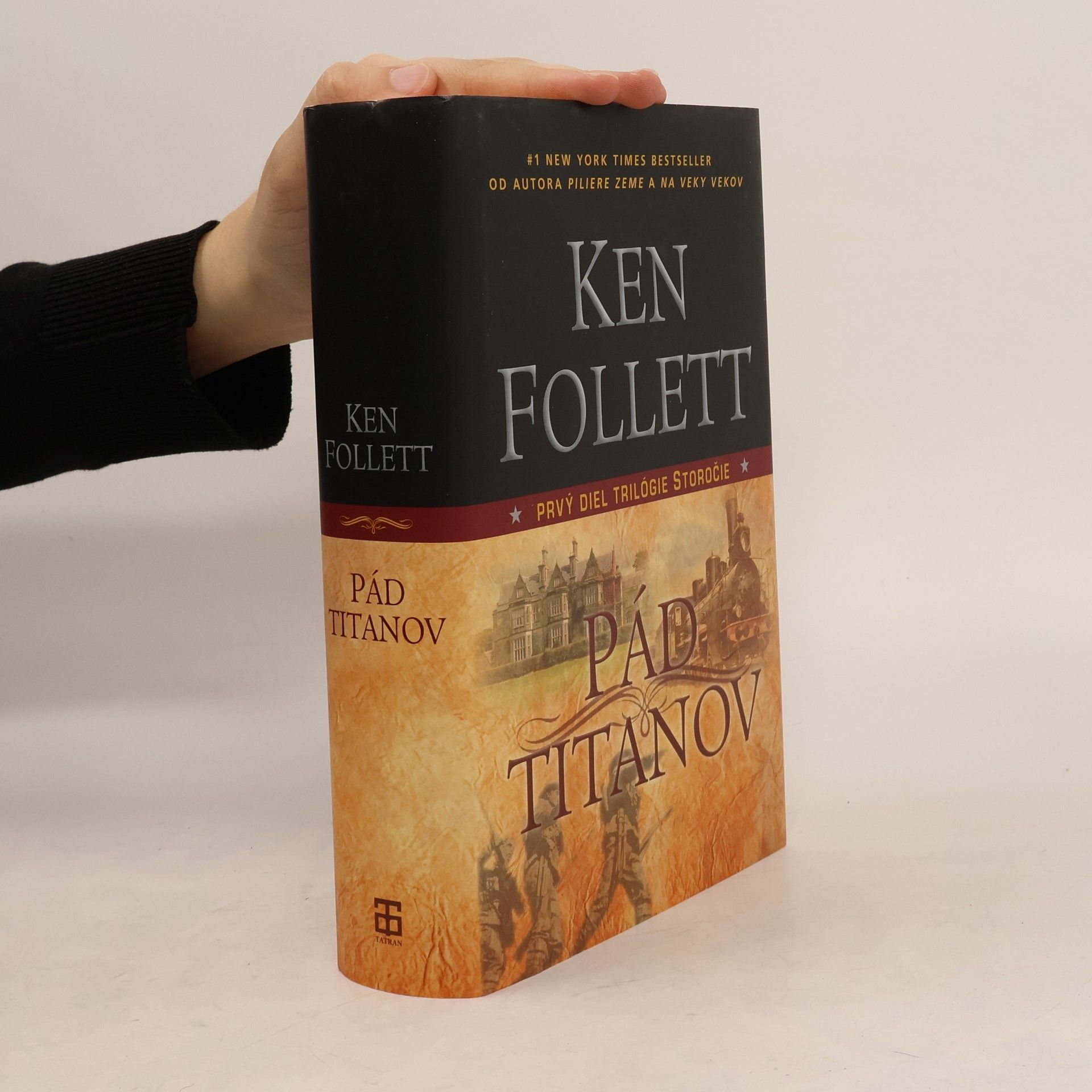 Ken Follett Pád titanov