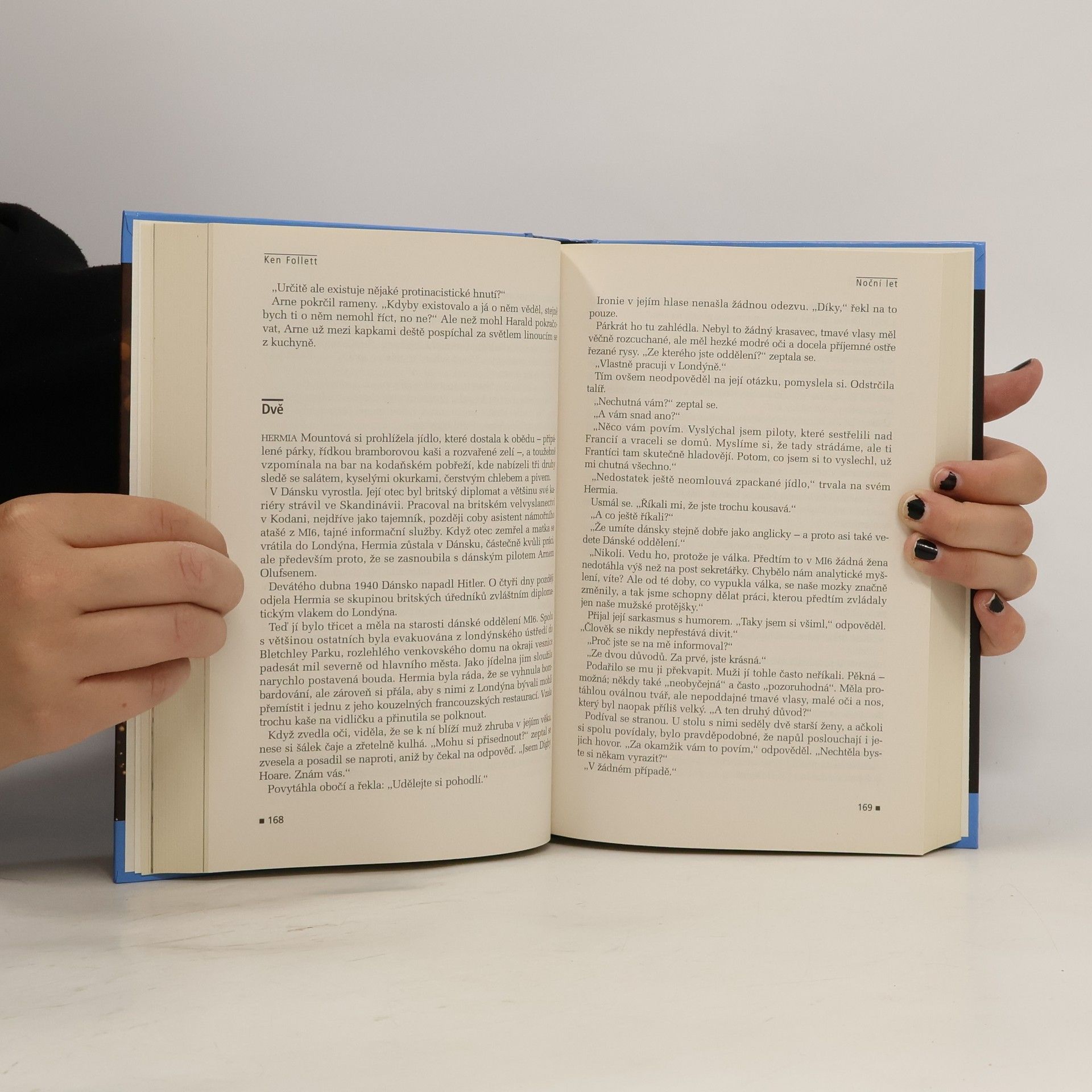 Ken Follett Kavky ; Noční let ; Sněžná slepota