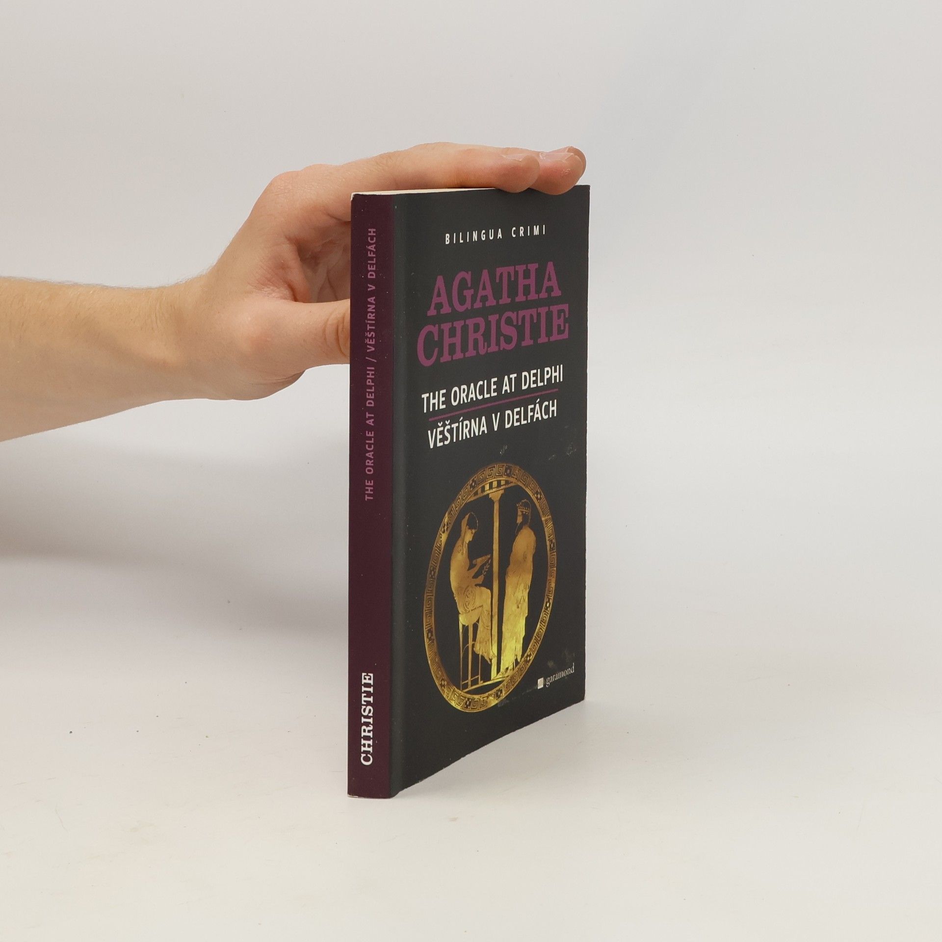 Agatha Christie Věštírna v Delfách / The Oracle at Delphi