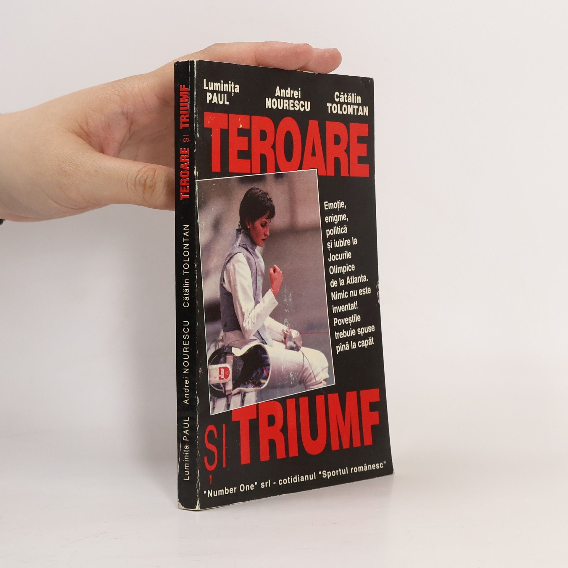 Kolektív autorov Teroare si Triumf