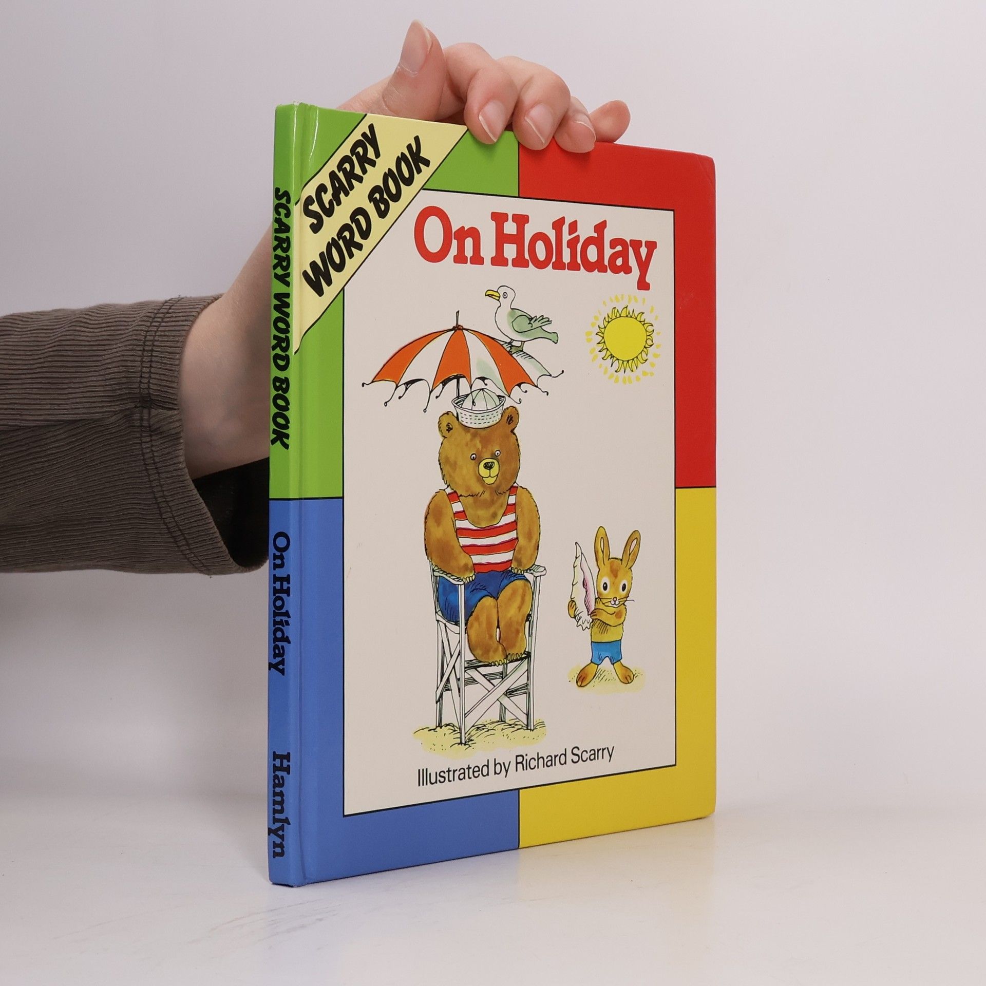 Scarry Word Book: On Holiday