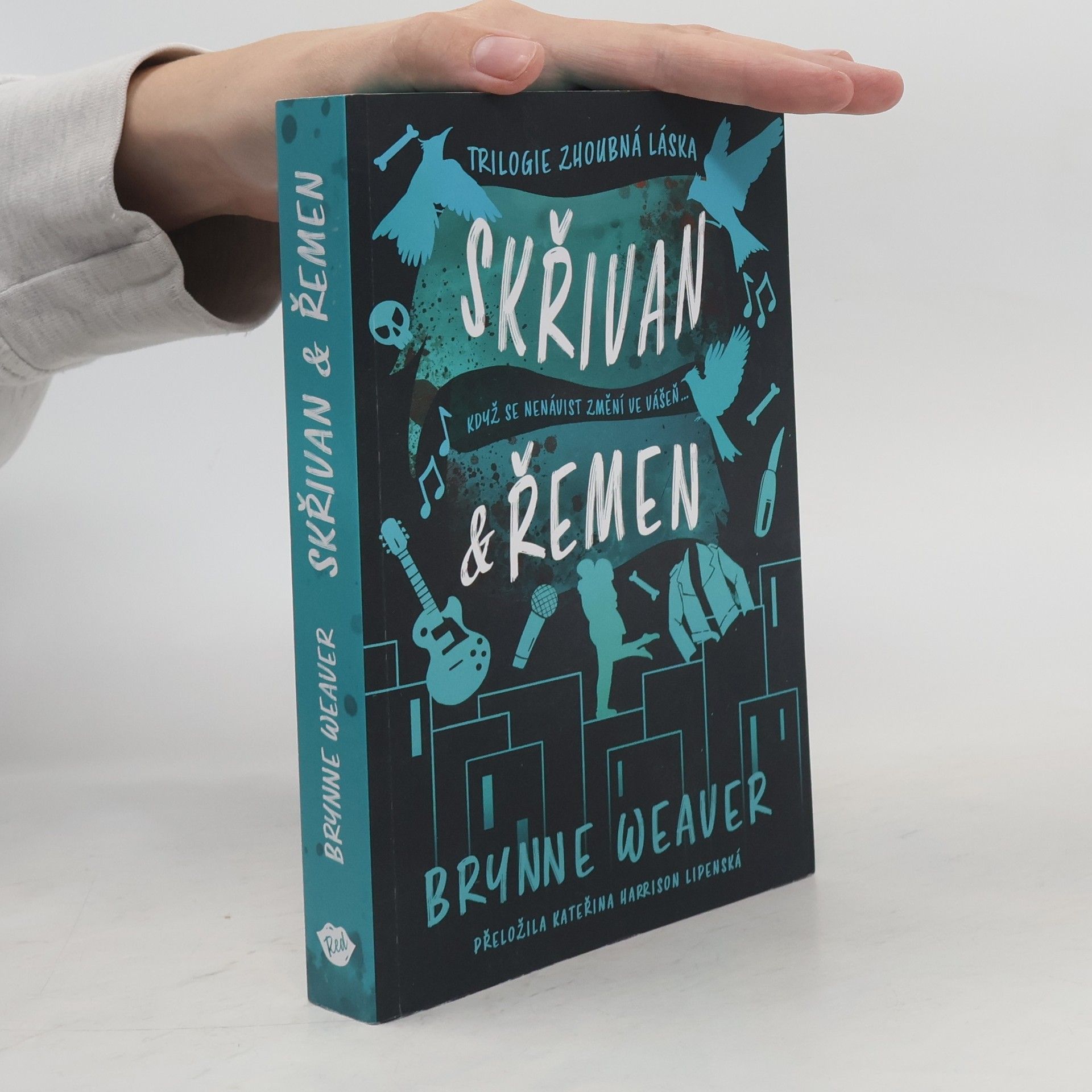 Brynne Weaver Skřivan & Řemen