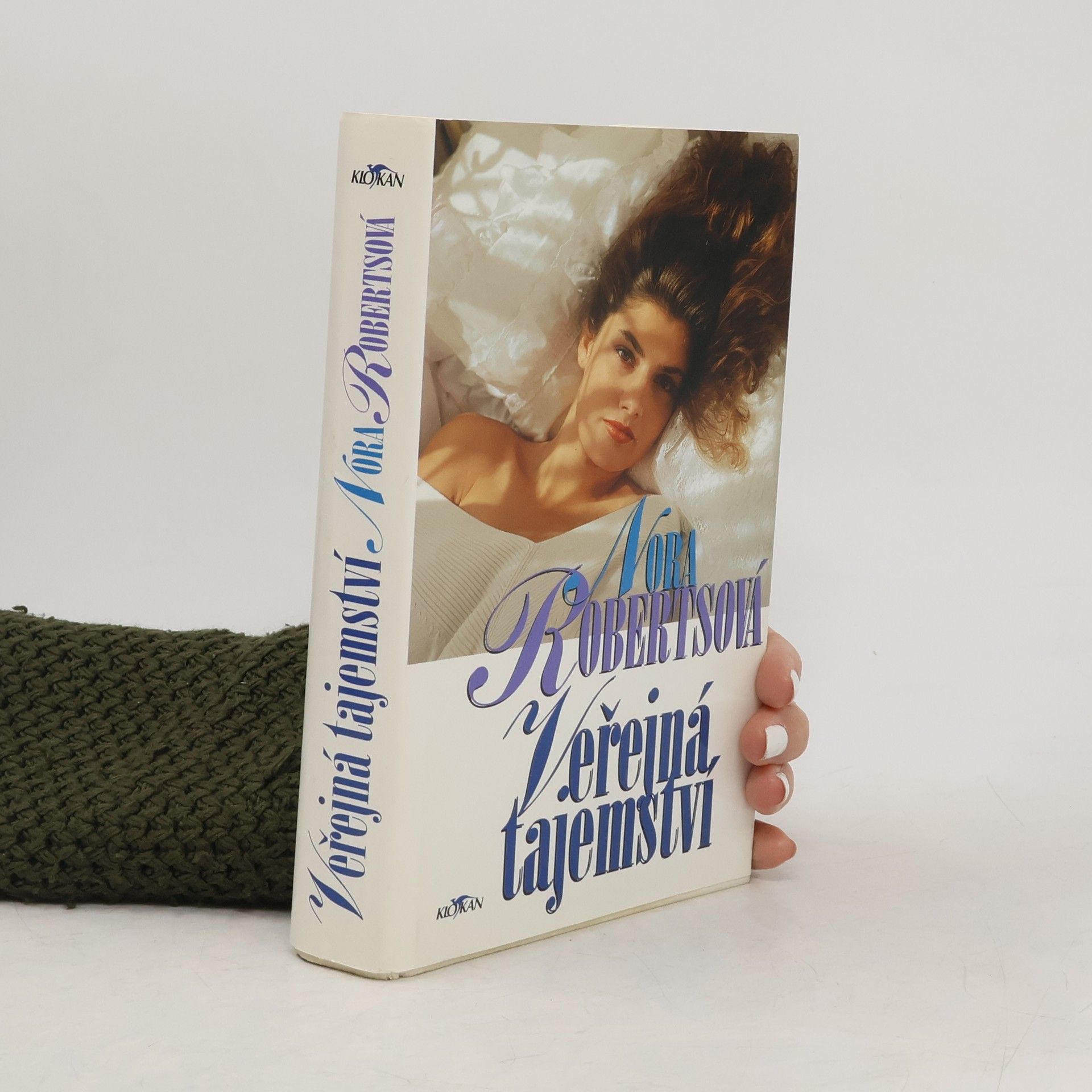 Nora Roberts Veřejná tajemství