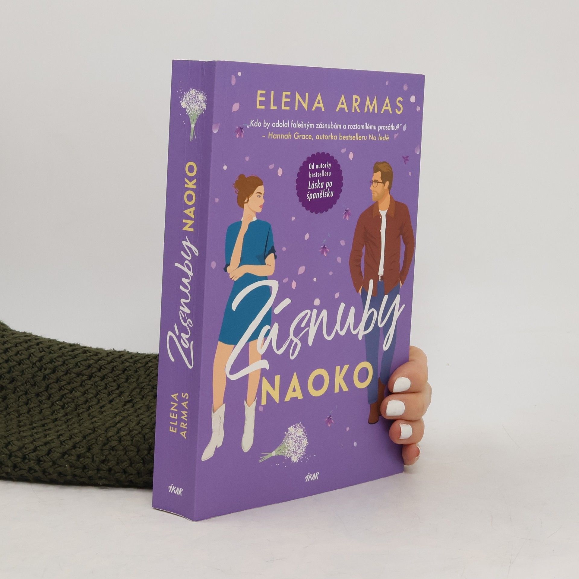 Elena Armas Zásnuby naoko