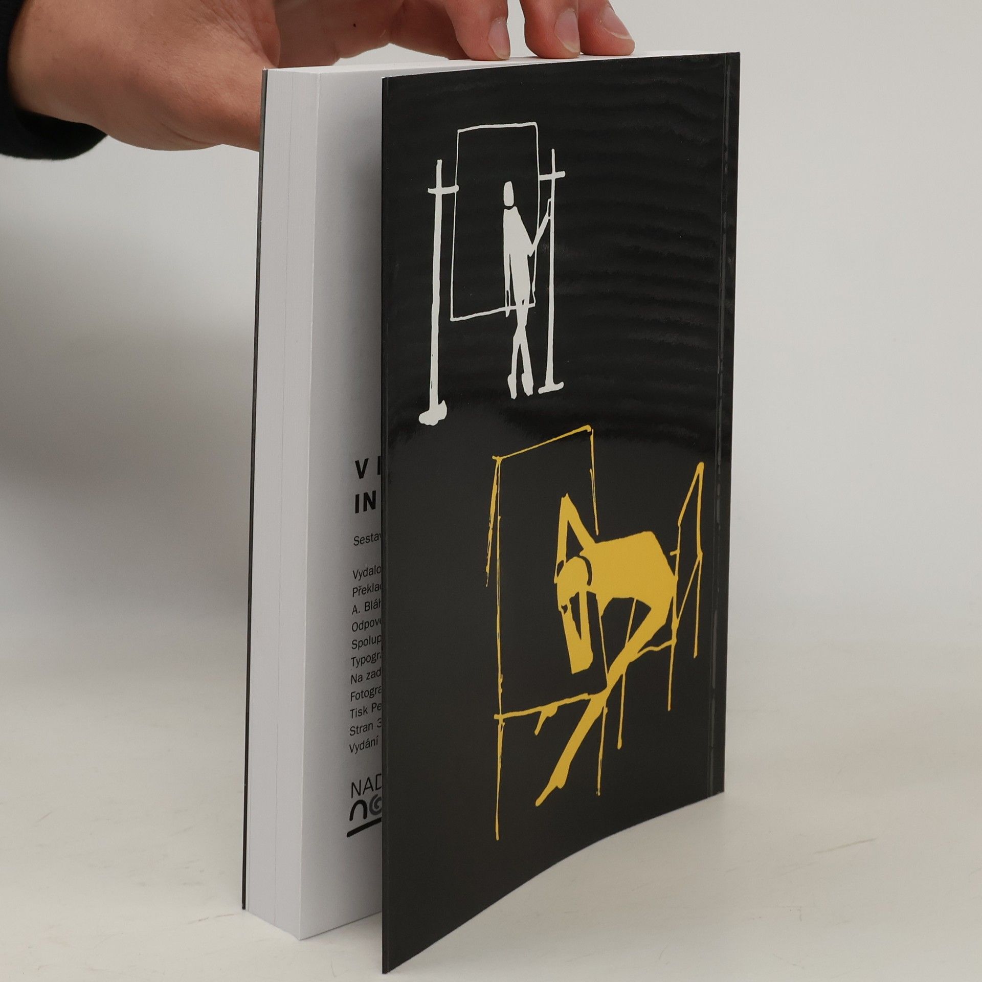 Herbert Blank V Kafkově knihovně. In Kafkas Bibliothek