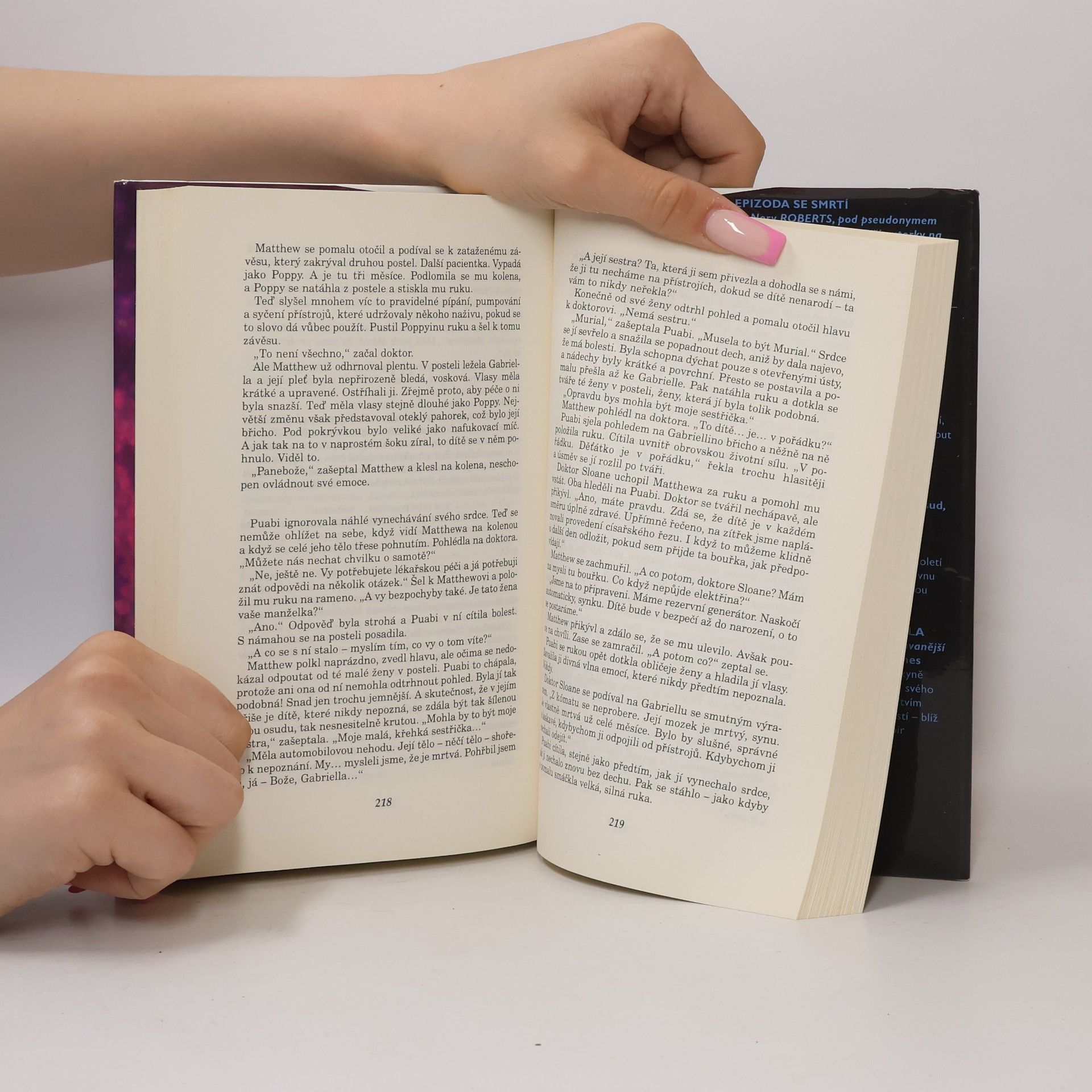 Nora Roberts Kouzla milují žár mého těla