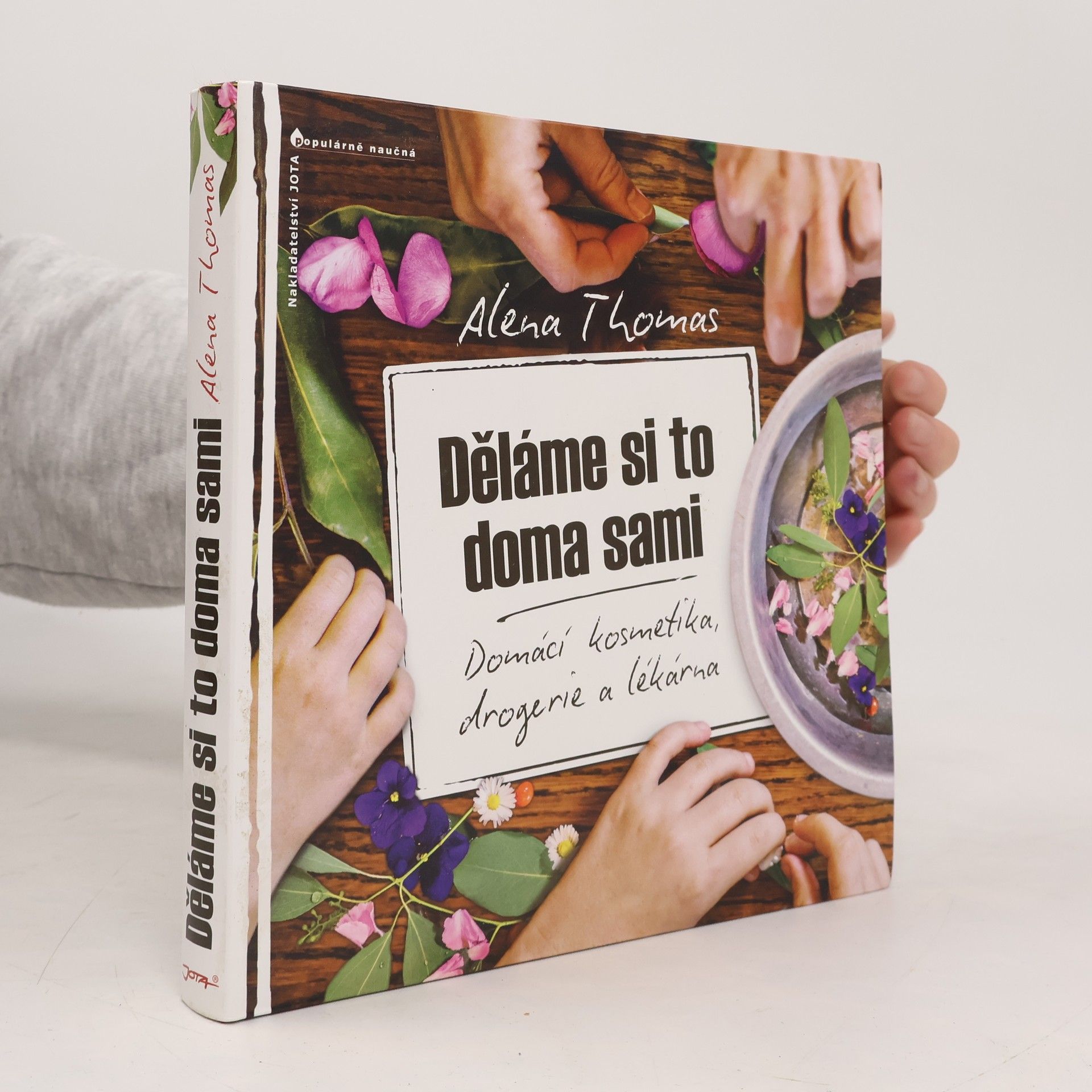 Alena Thomas Děláme si to doma sami
