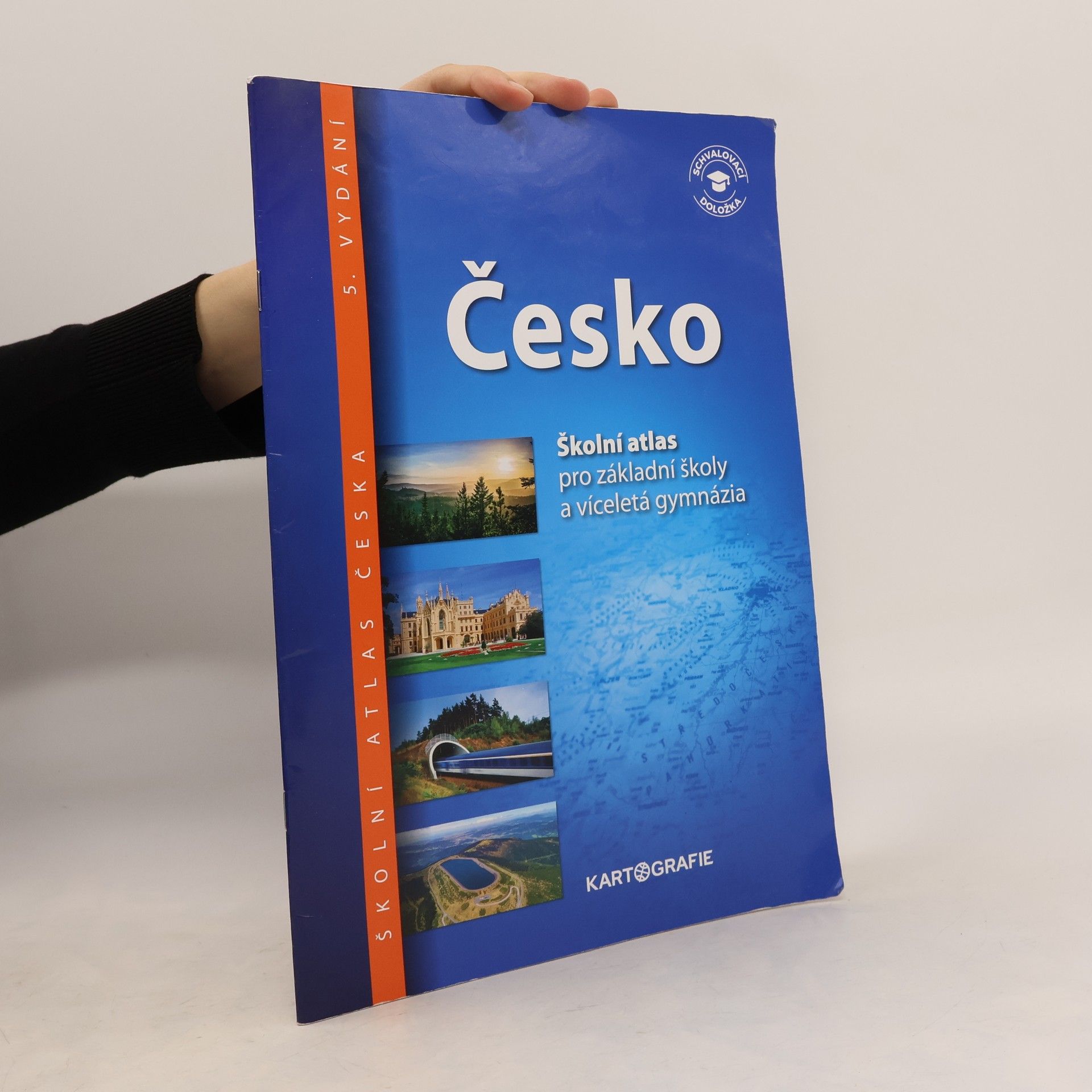 Auteurscollectief Česko: školní atlas pro základní školy a víceletá gymnázia