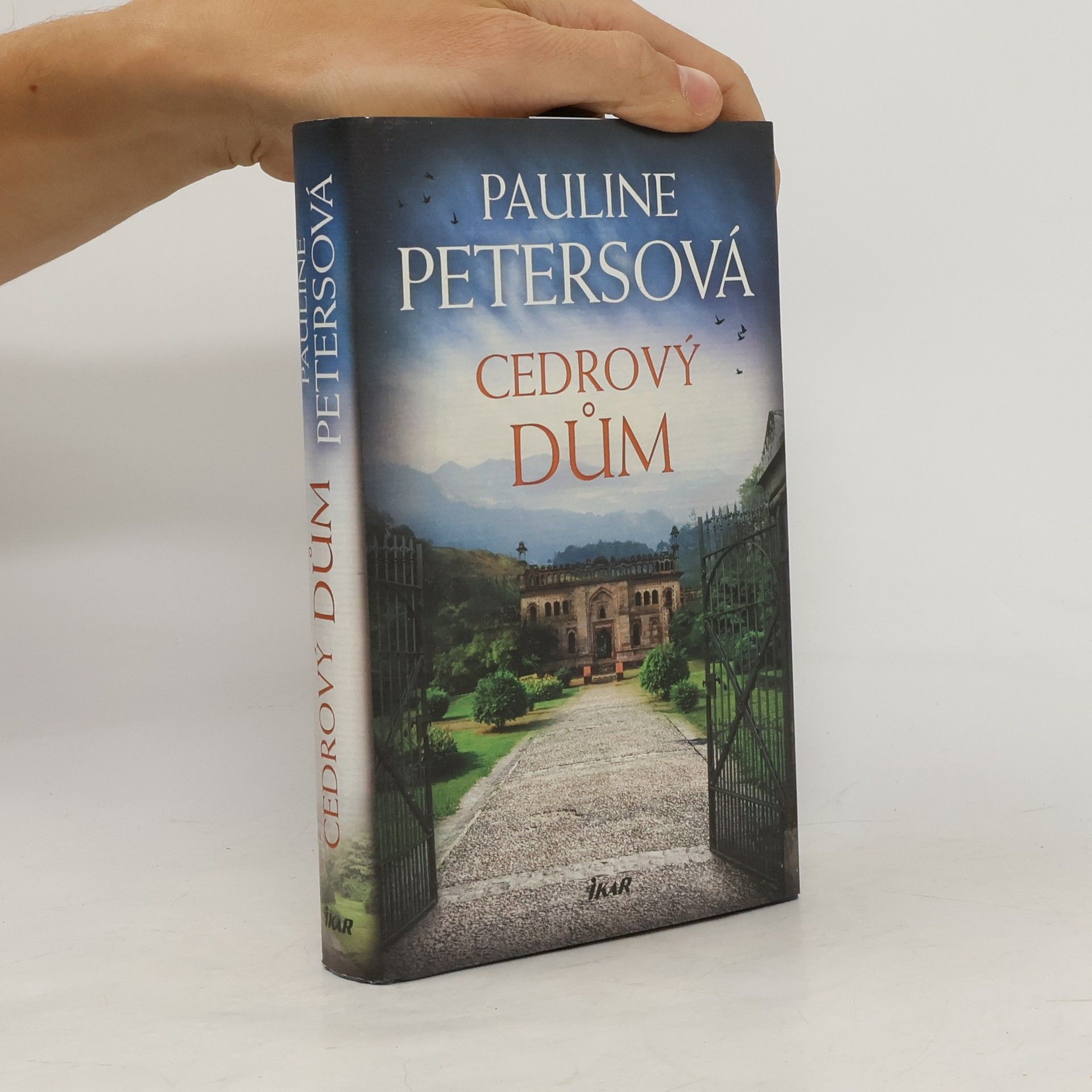 Pauline Peters Cedrový dům