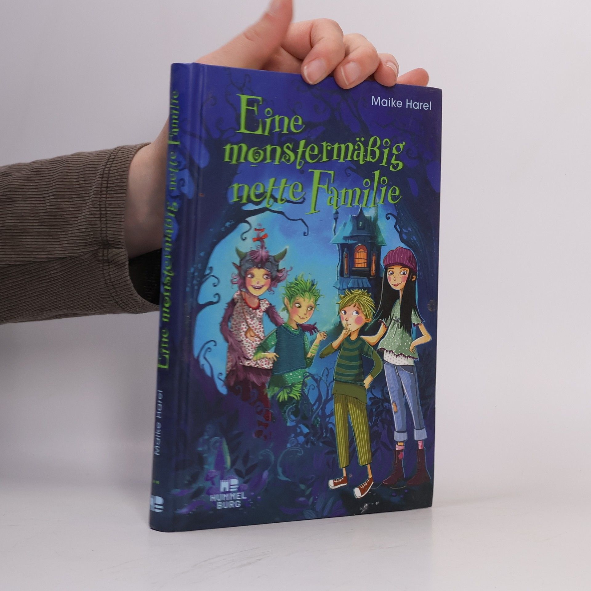 Maike Harel Eine monstermäßig nette Familie