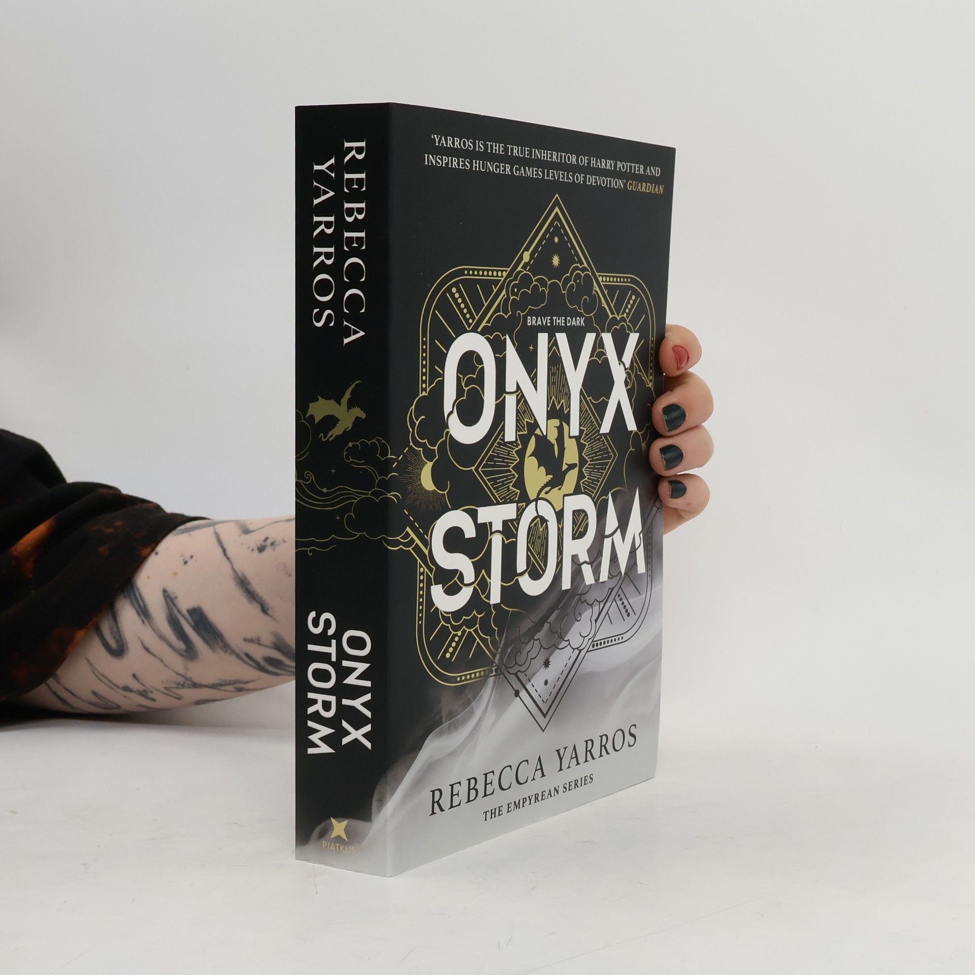 Rebecca Yarros Onyx Storm