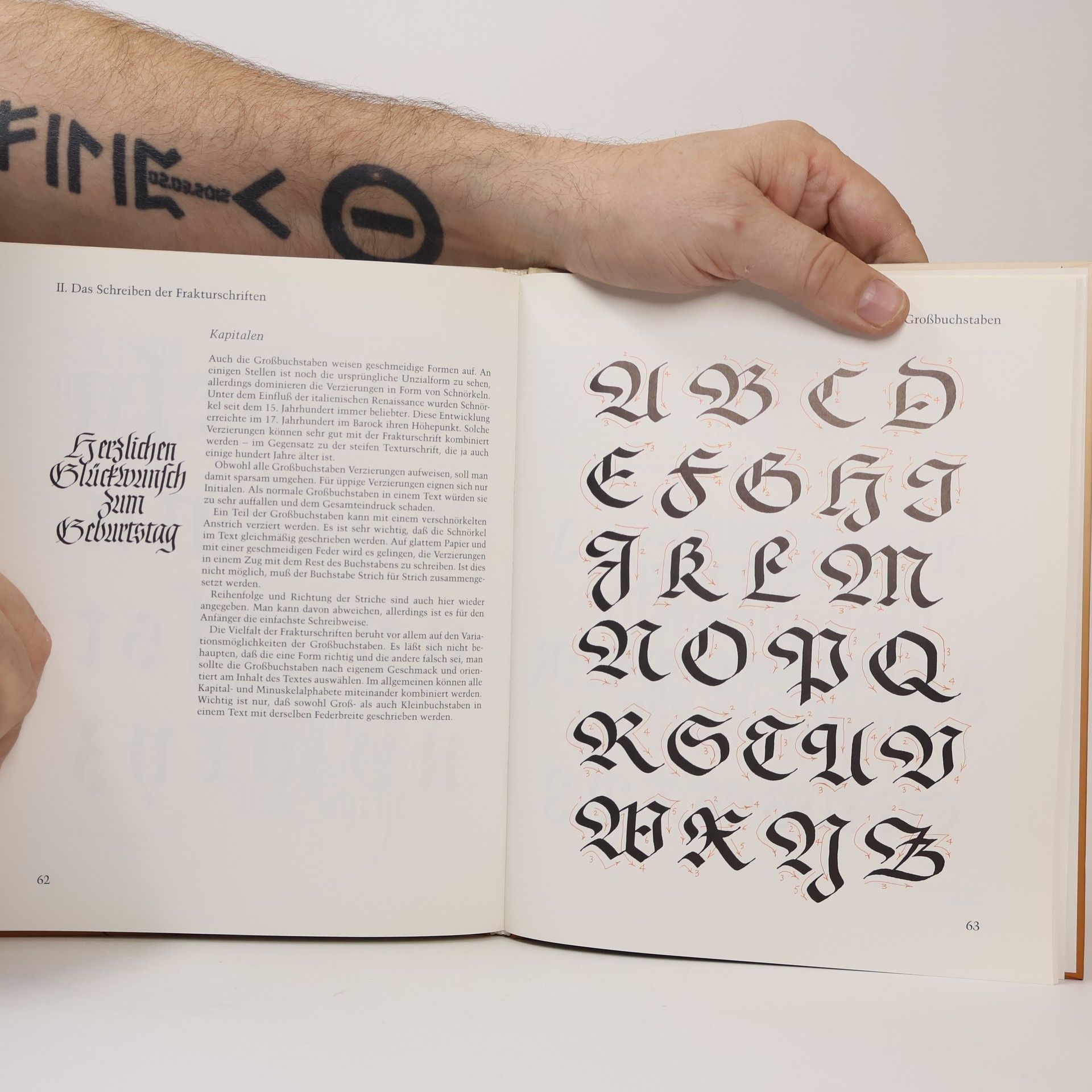 Julius de Goede Kalligraphie mit gotischen und Frakturschriften. Lehrbuch