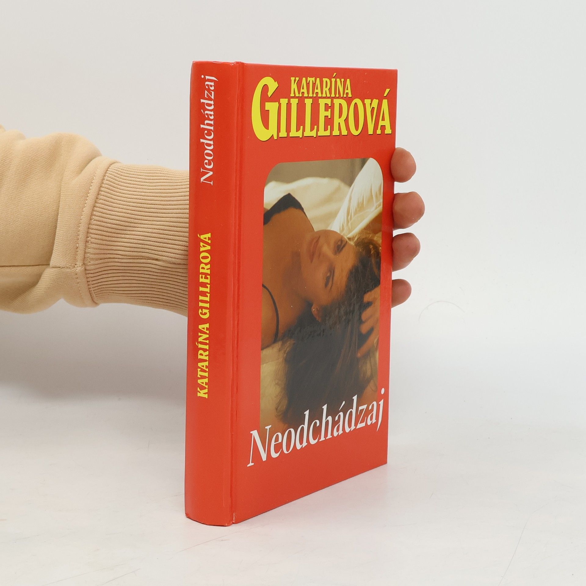 Katarína Gillerová Neodchádzaj